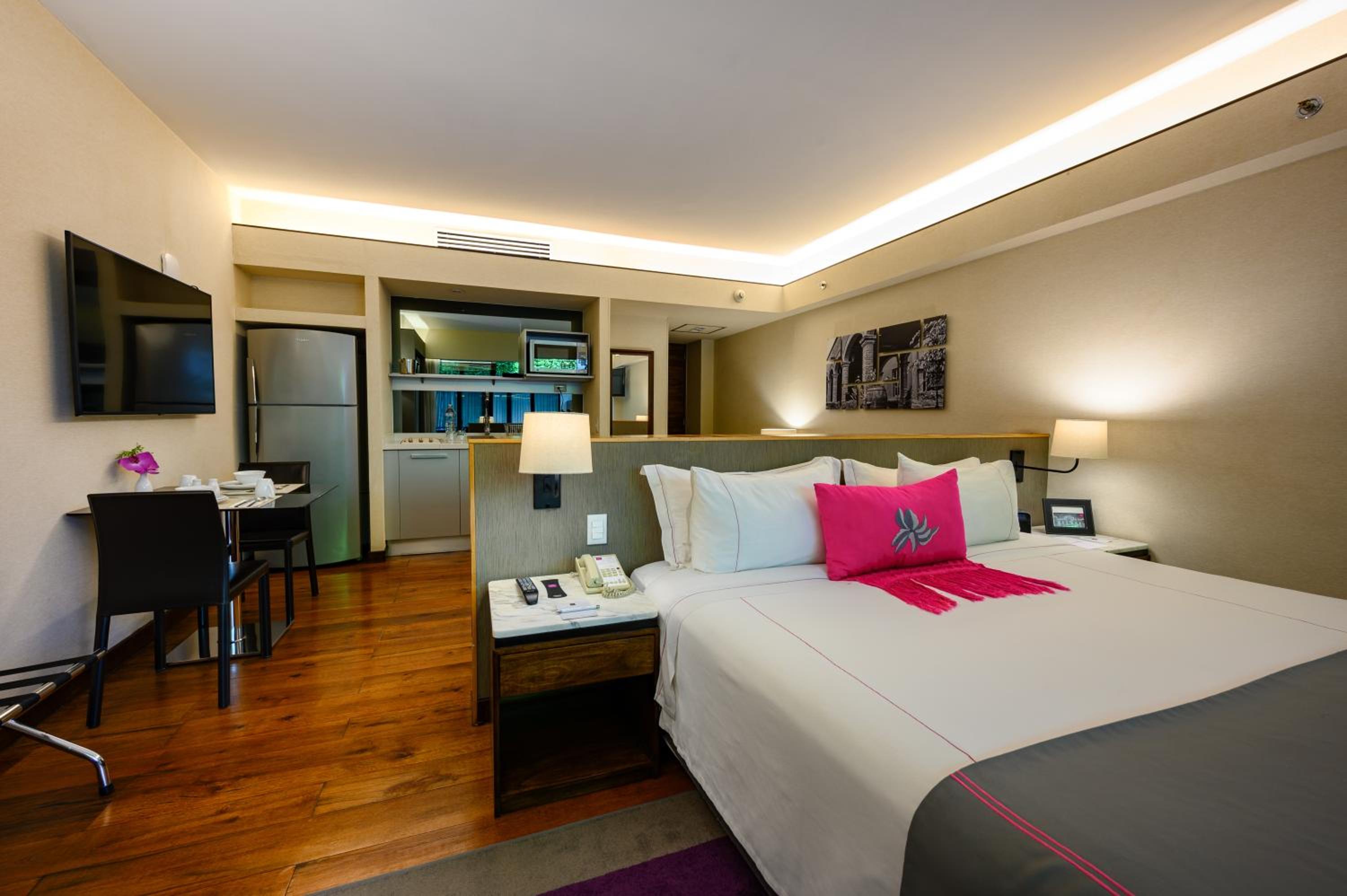 Executive Suite photo 1