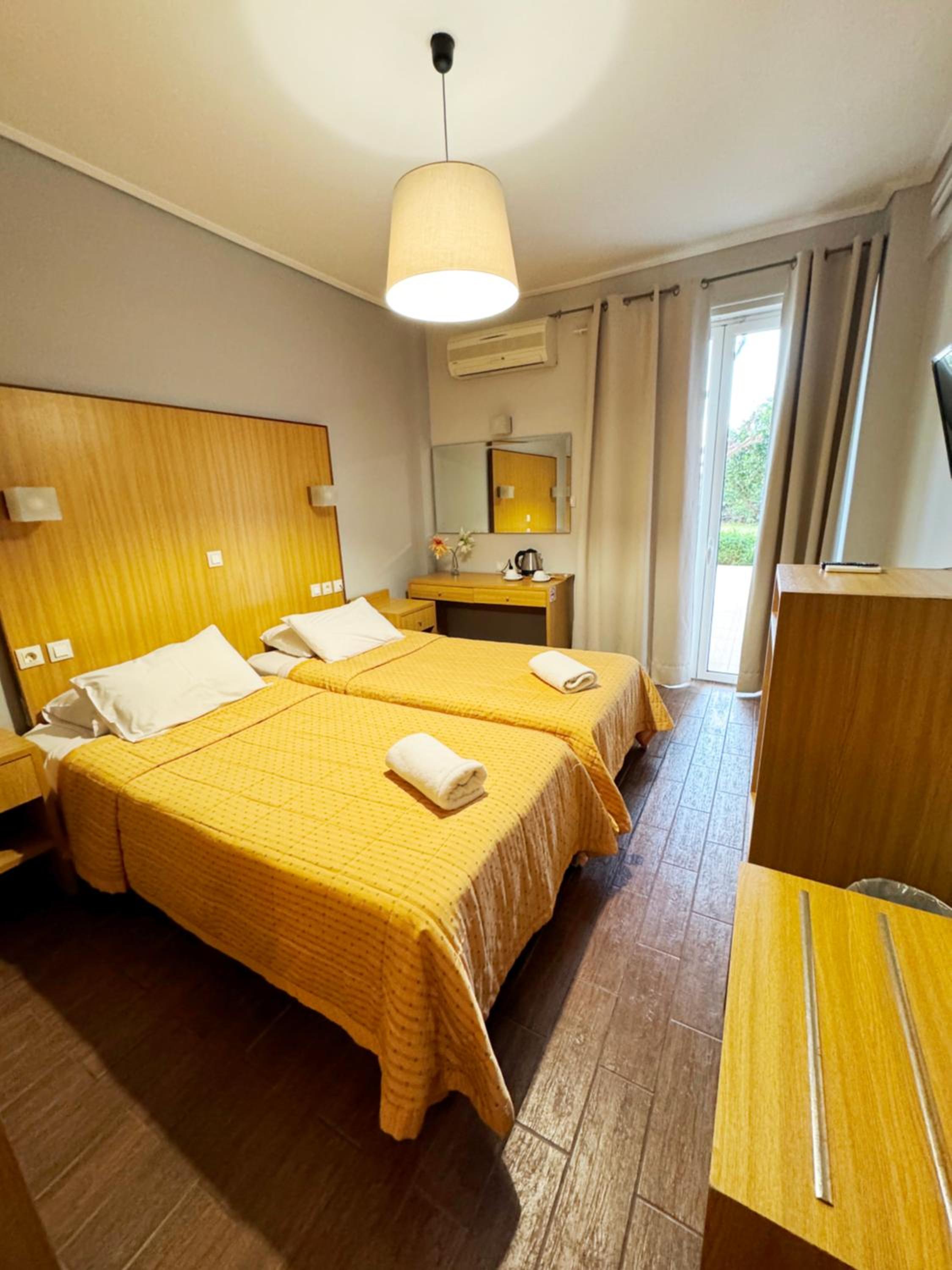 Economy Double Room - Photo 4