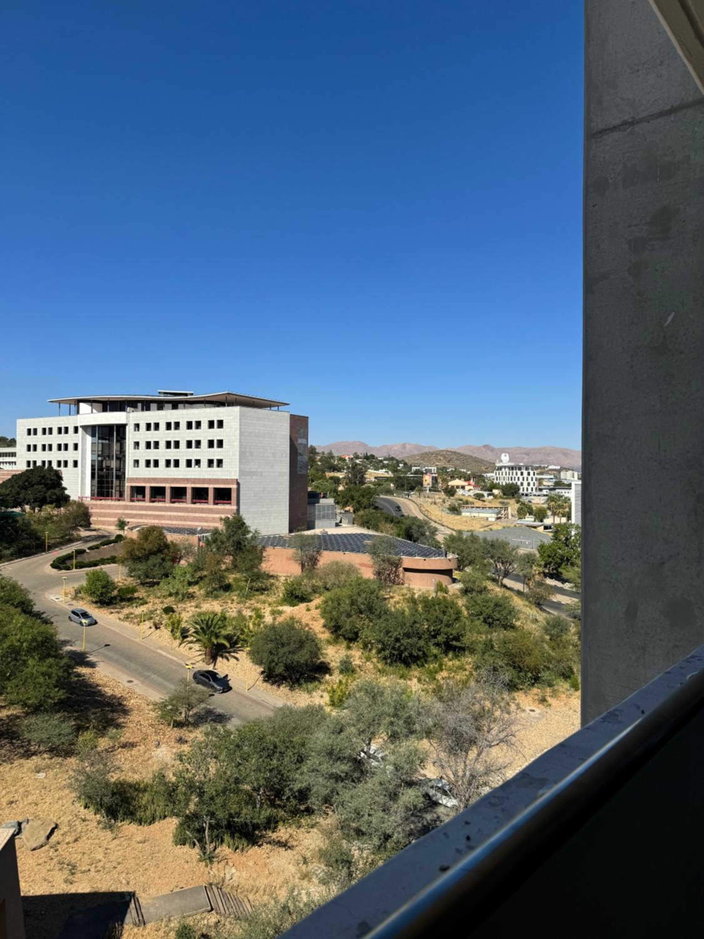 One-Bedroom Apartment with Balcony photo 3