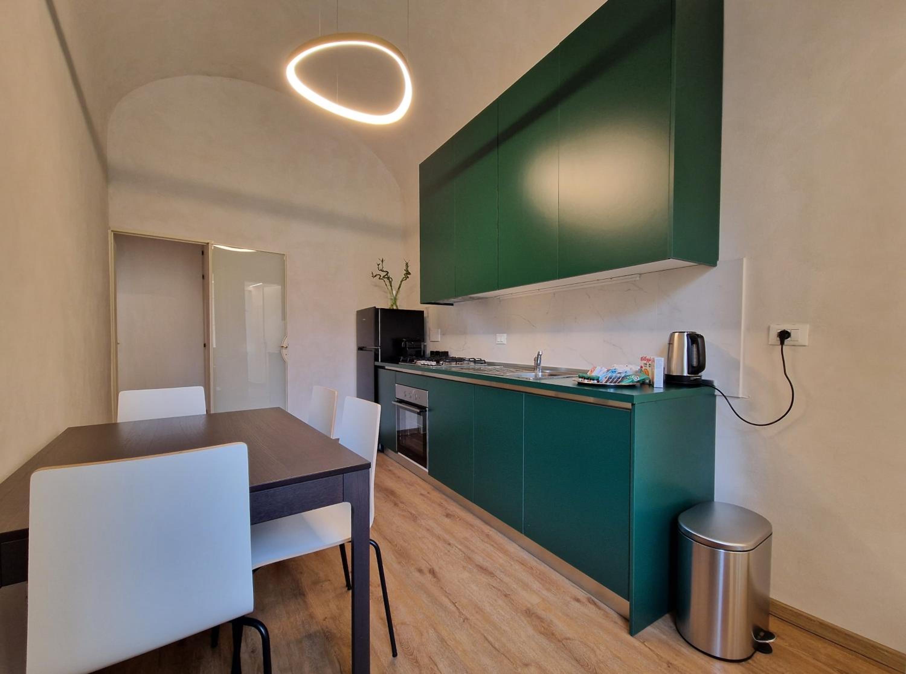 One-Bedroom Apartment - Photo 8