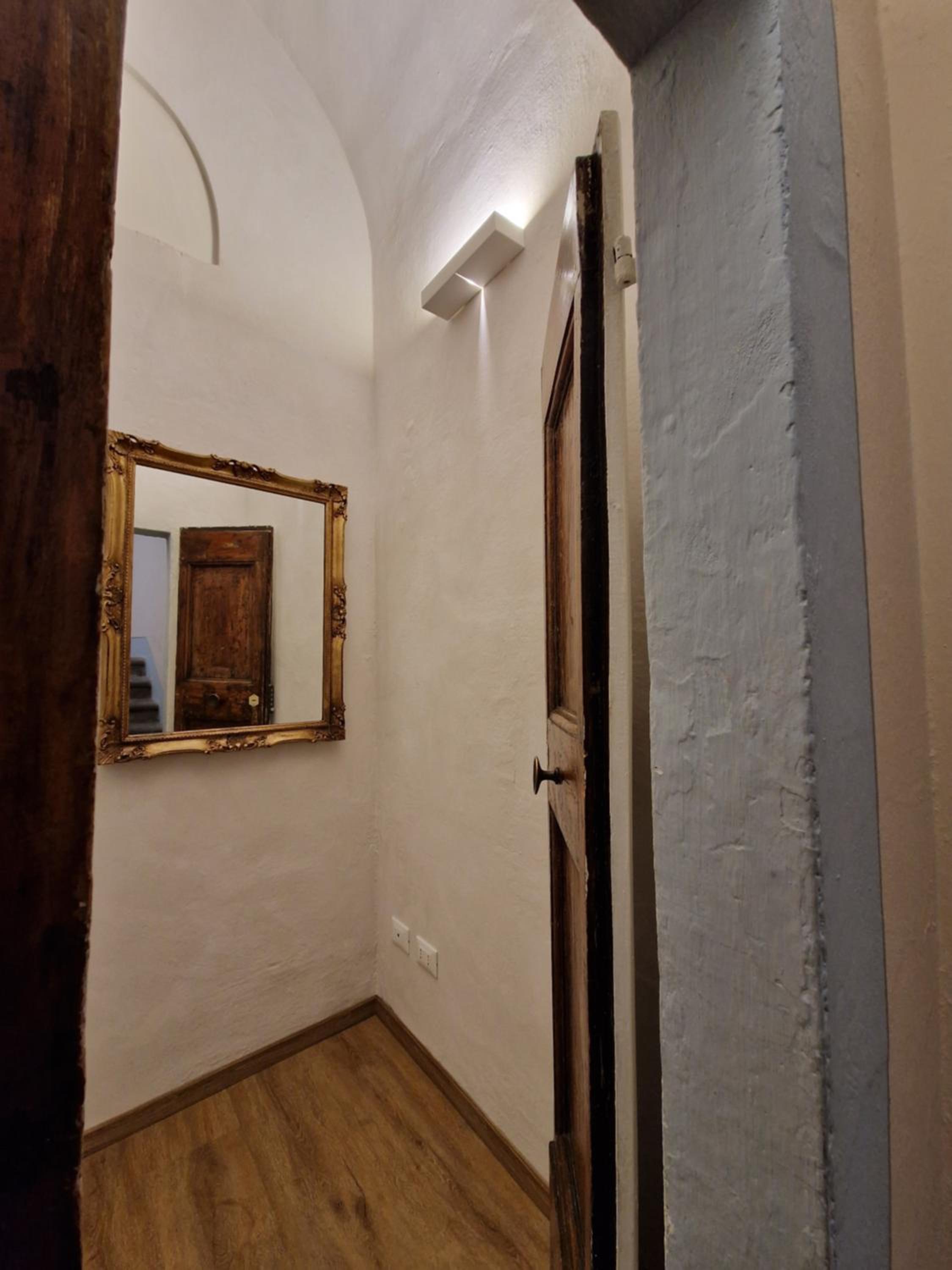 One-Bedroom Apartment - Photo 7