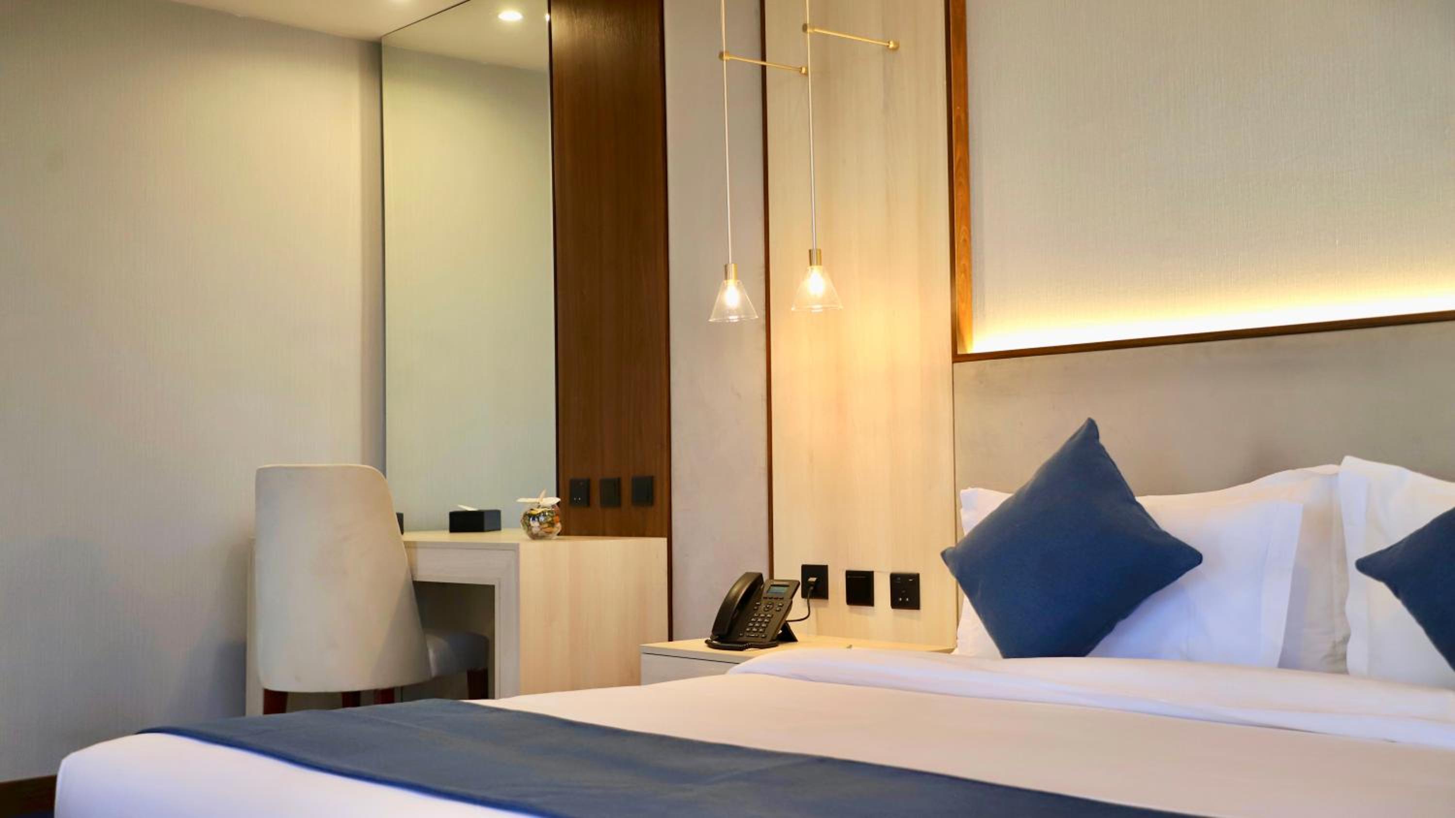 Deluxe Twin Room photo 3