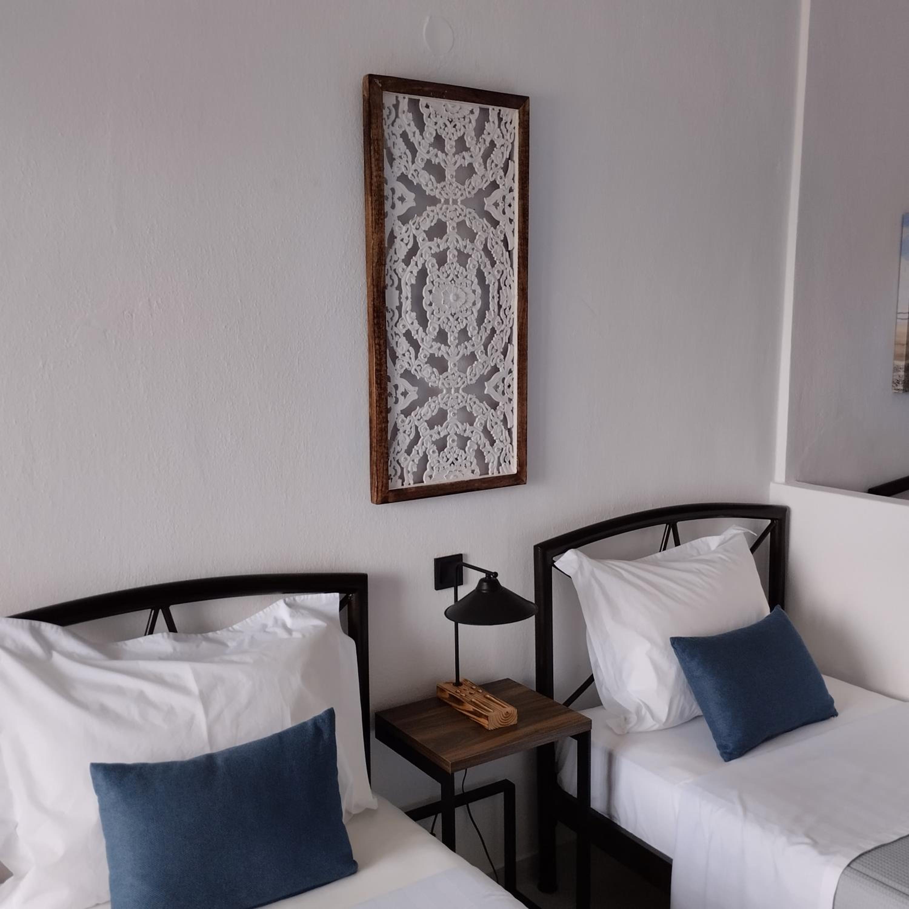 Quadruple Room with Sea View - Photo 2