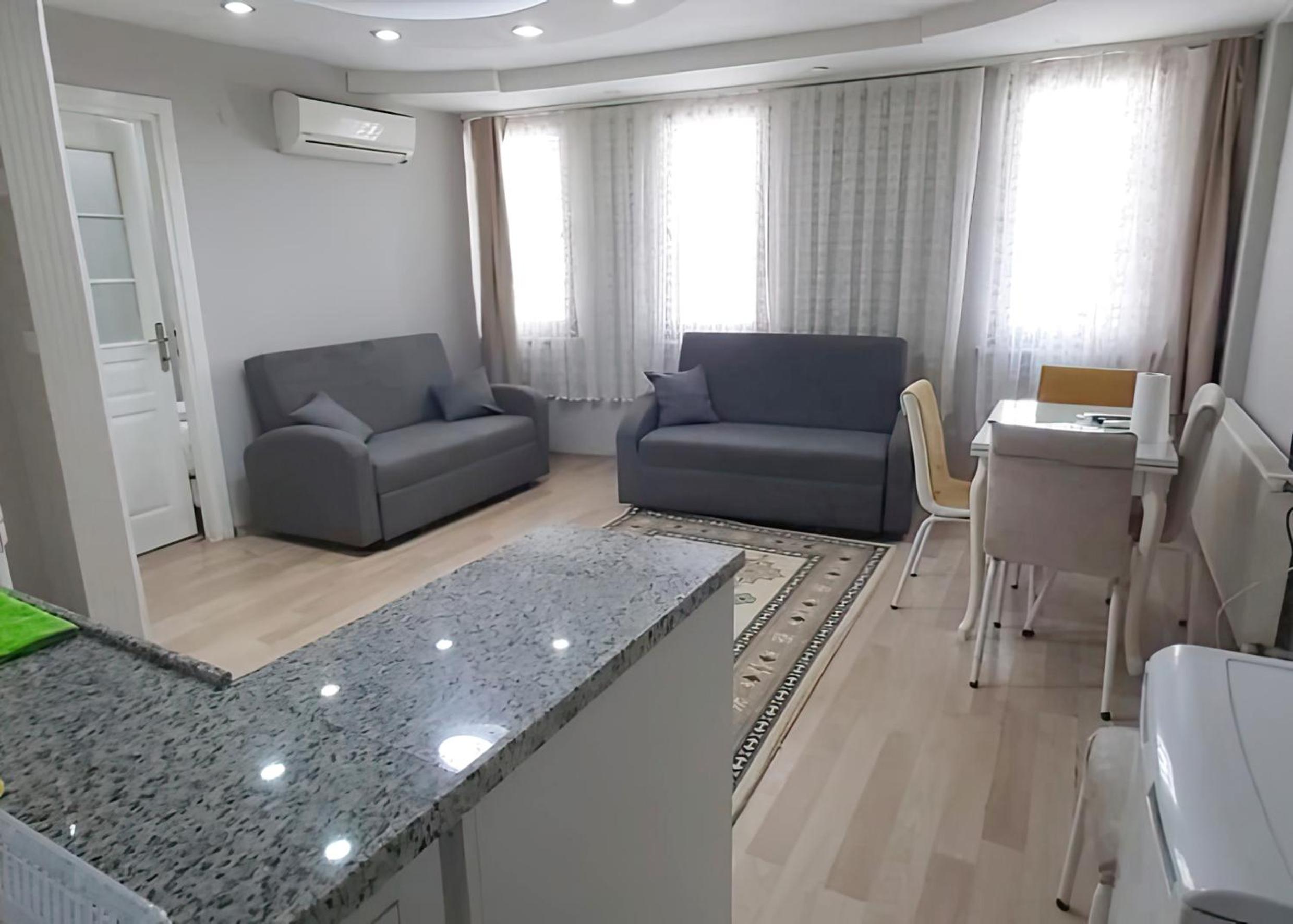 Two-Bedroom Standard Apartment photo 1