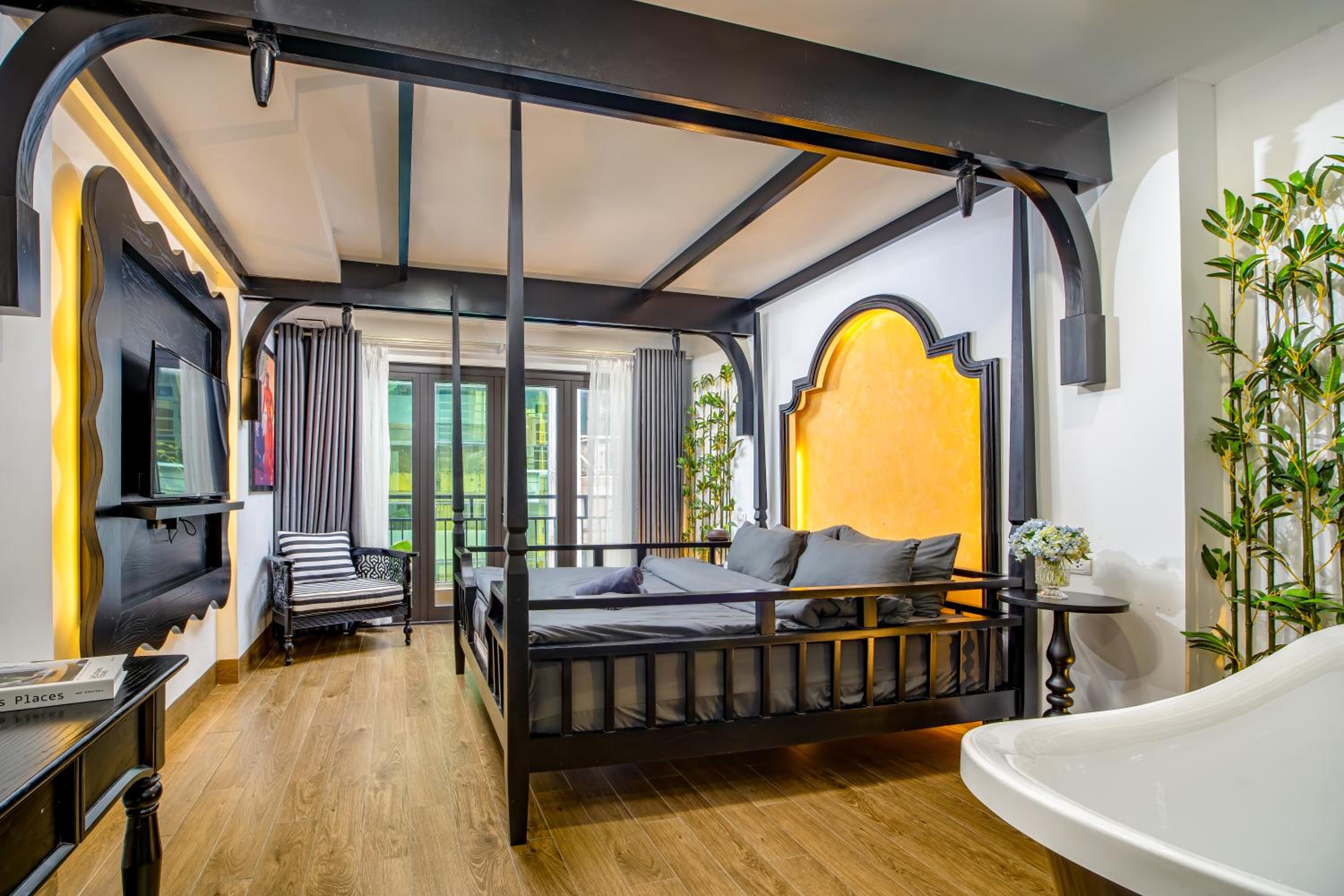 Deluxe Double Room with Bath