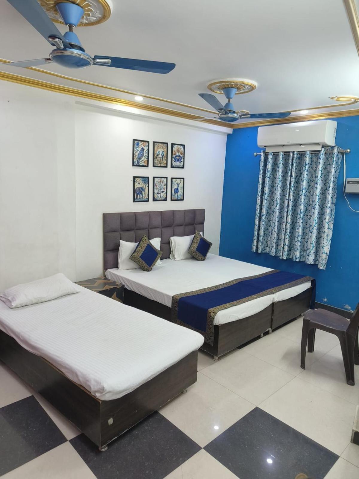Classic Triple Room
