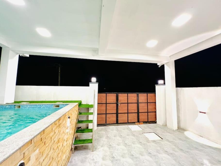 Three-Bedroom Villa photo 2