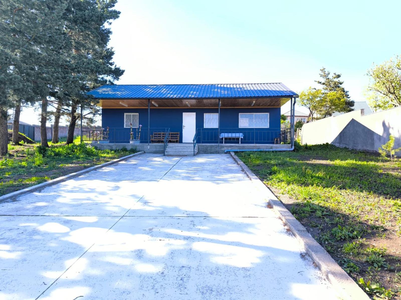 Two-Bedroom House photo 3