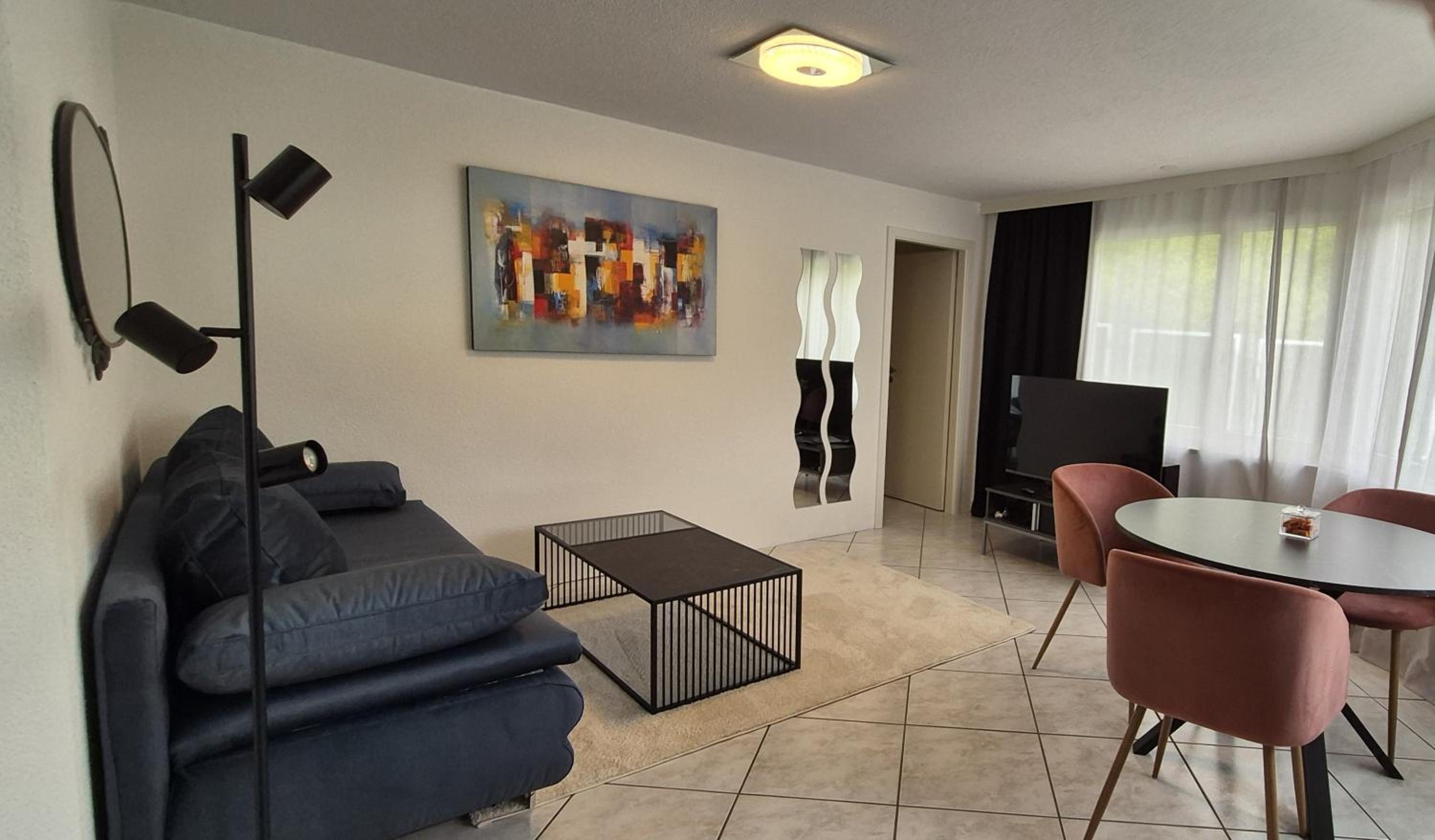 Apartment photo 3