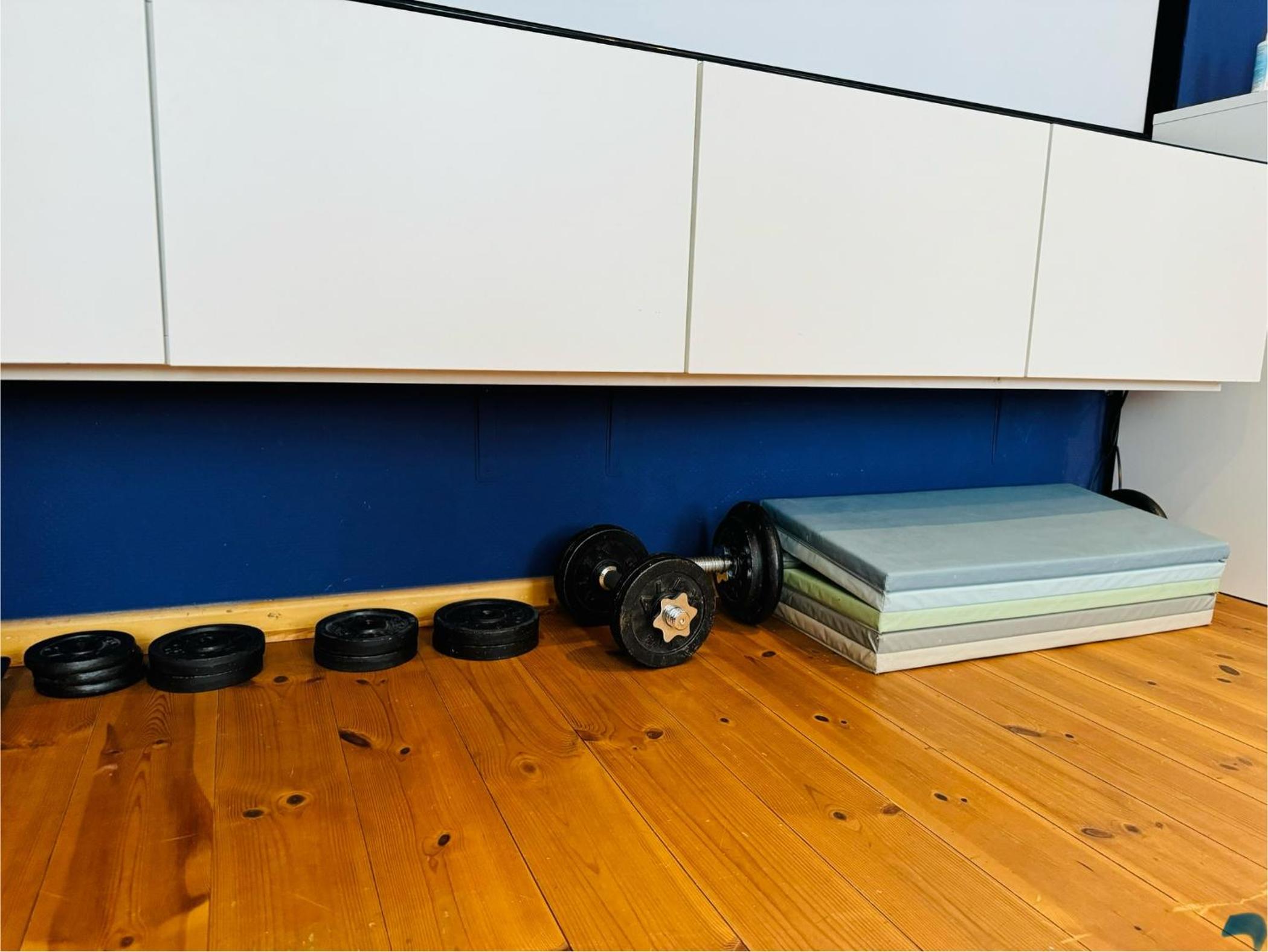 One-Bedroom Apartment - Non-Smoking photo 2