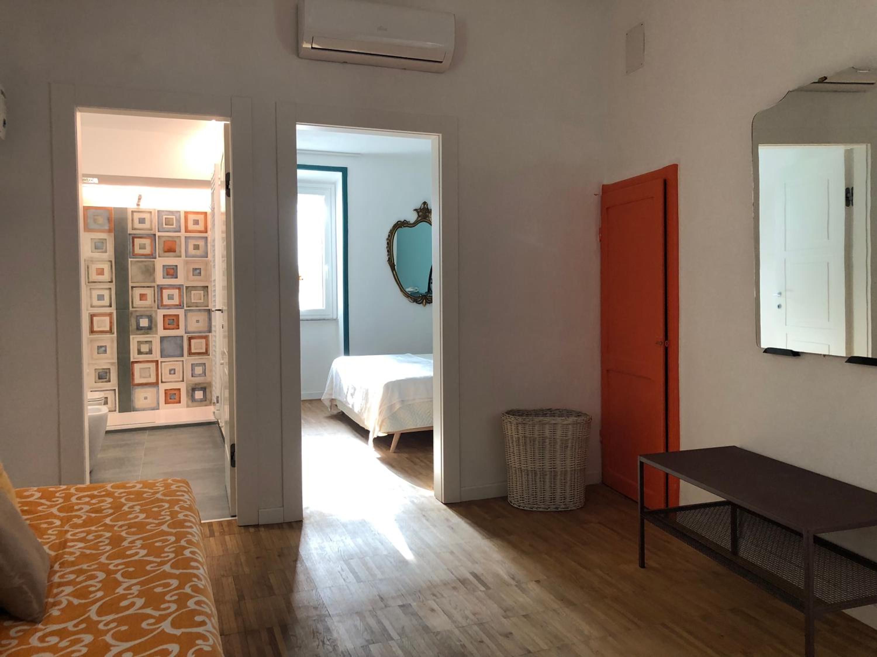 Superior King Room - Photo 6