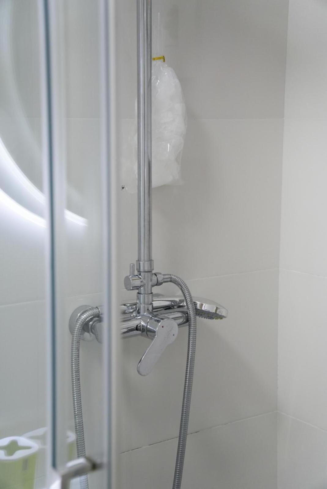 Three-Bedroom Apartment - Photo 15