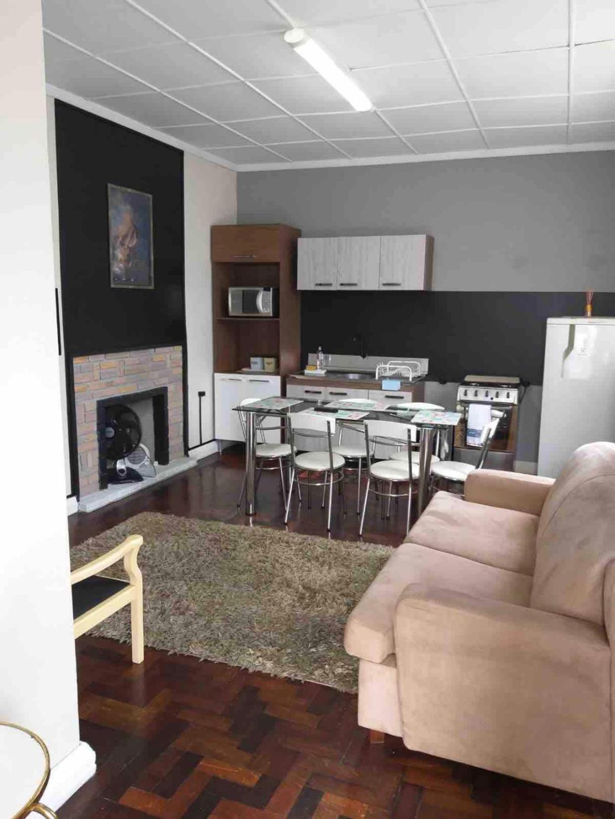 Two-Bedroom House photo 3