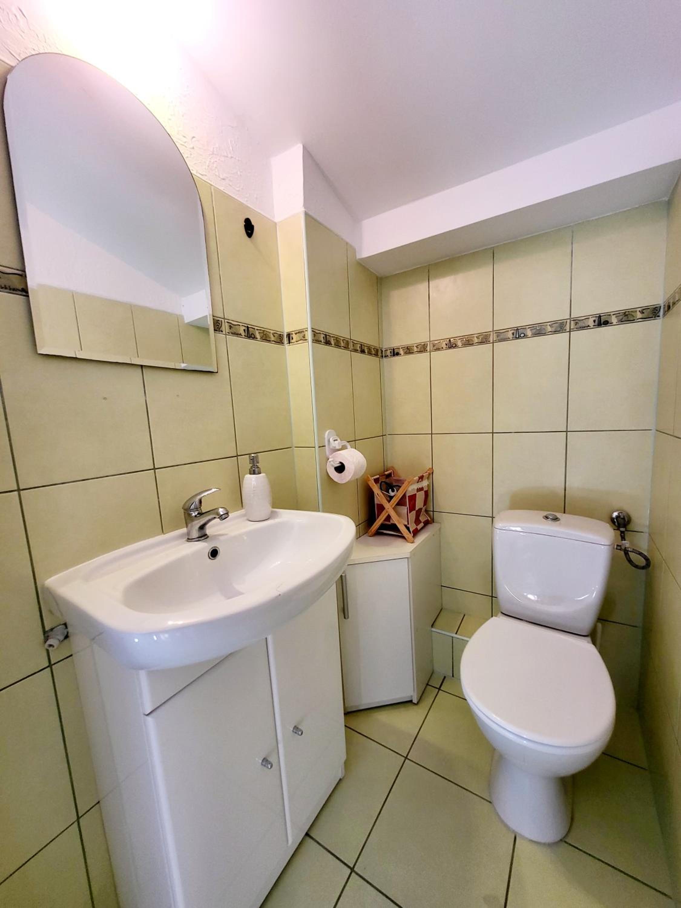 Apartment - Photo 16