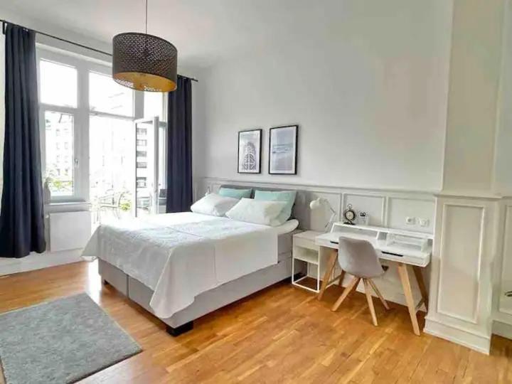 One-Bedroom Deluxe Apartment photo 3