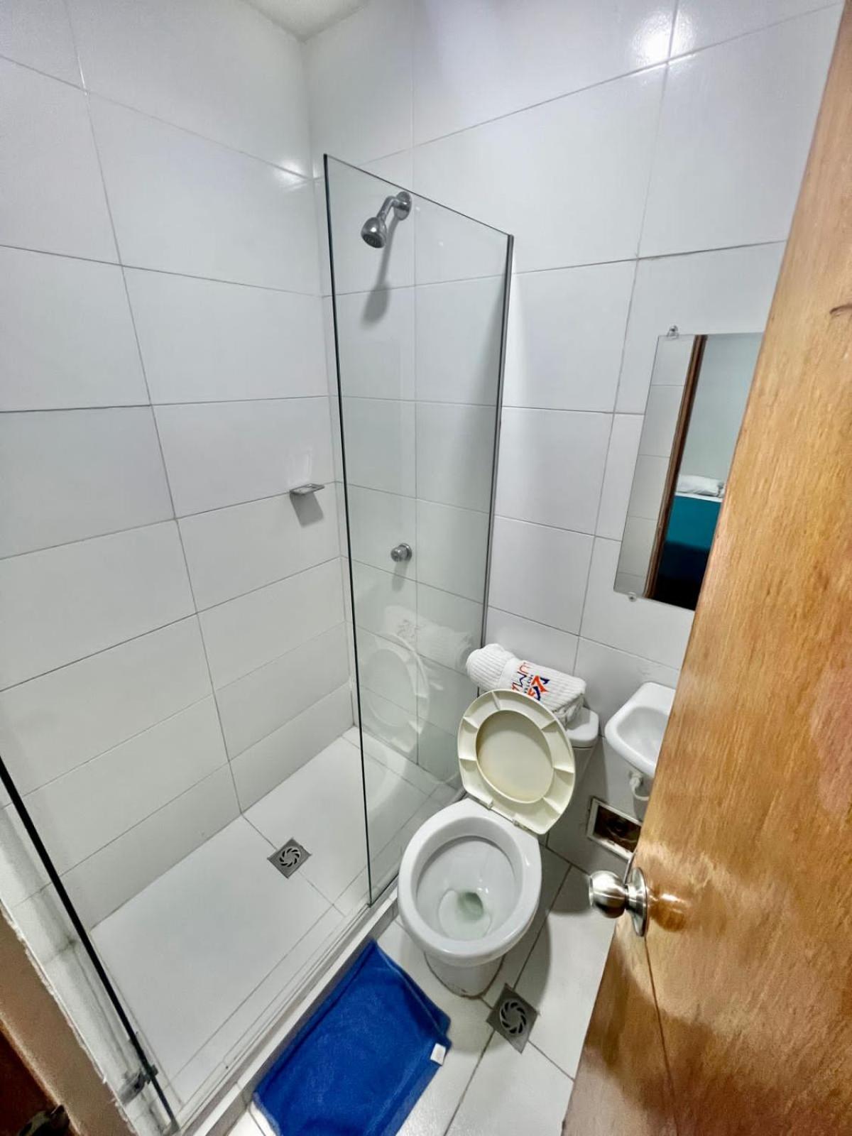 Triple Room with Private Bathroom photo 2