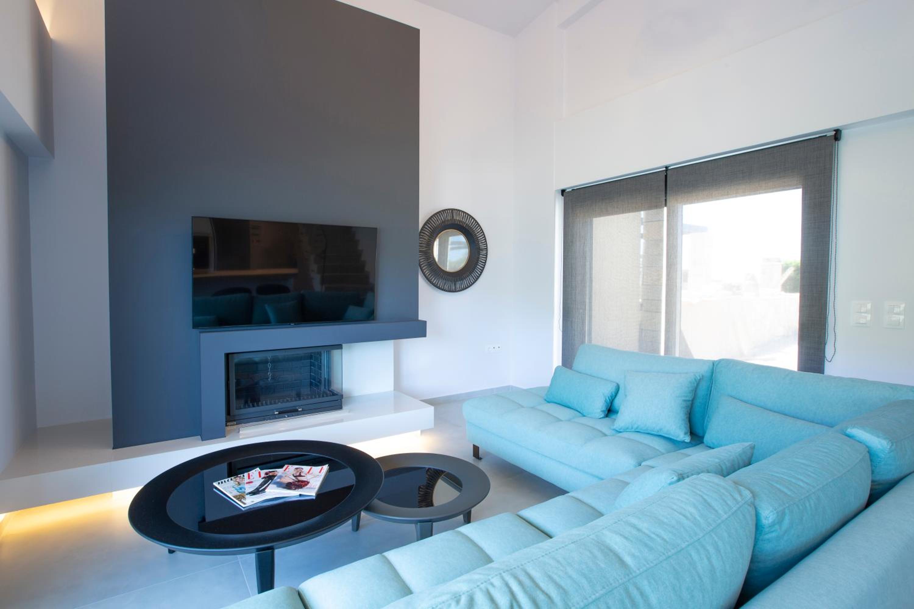 Three-Bedroom Villa photo 1