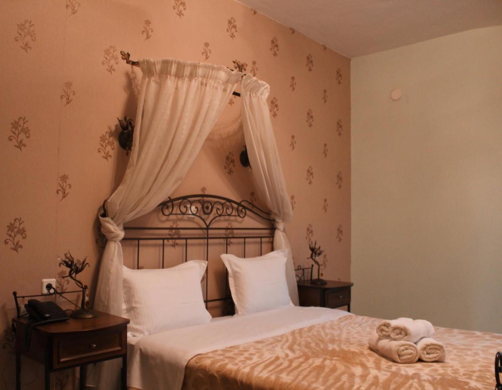 Suite with Balcony photo 1