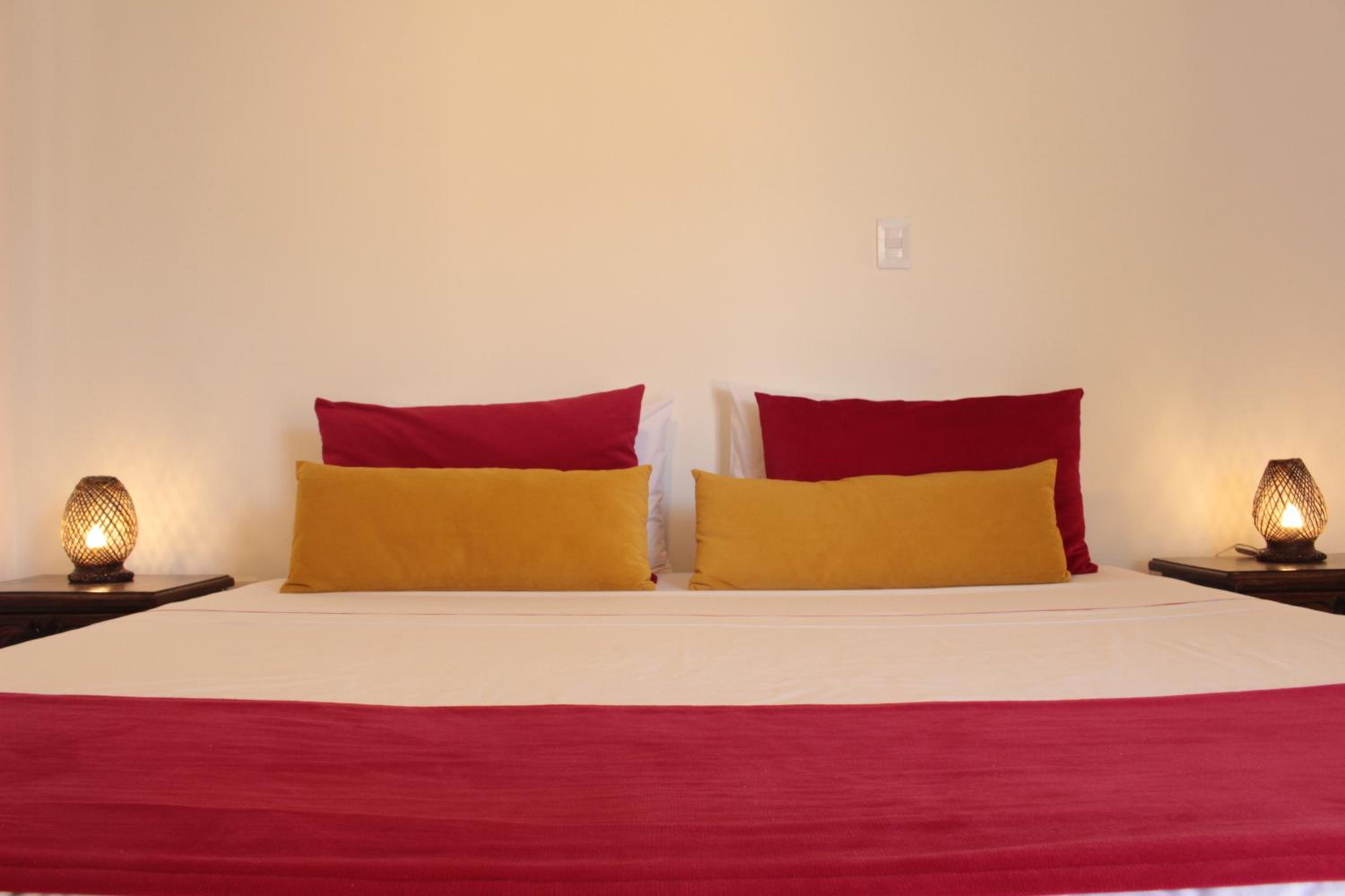 Deluxe Double Room with Balcony photo 2