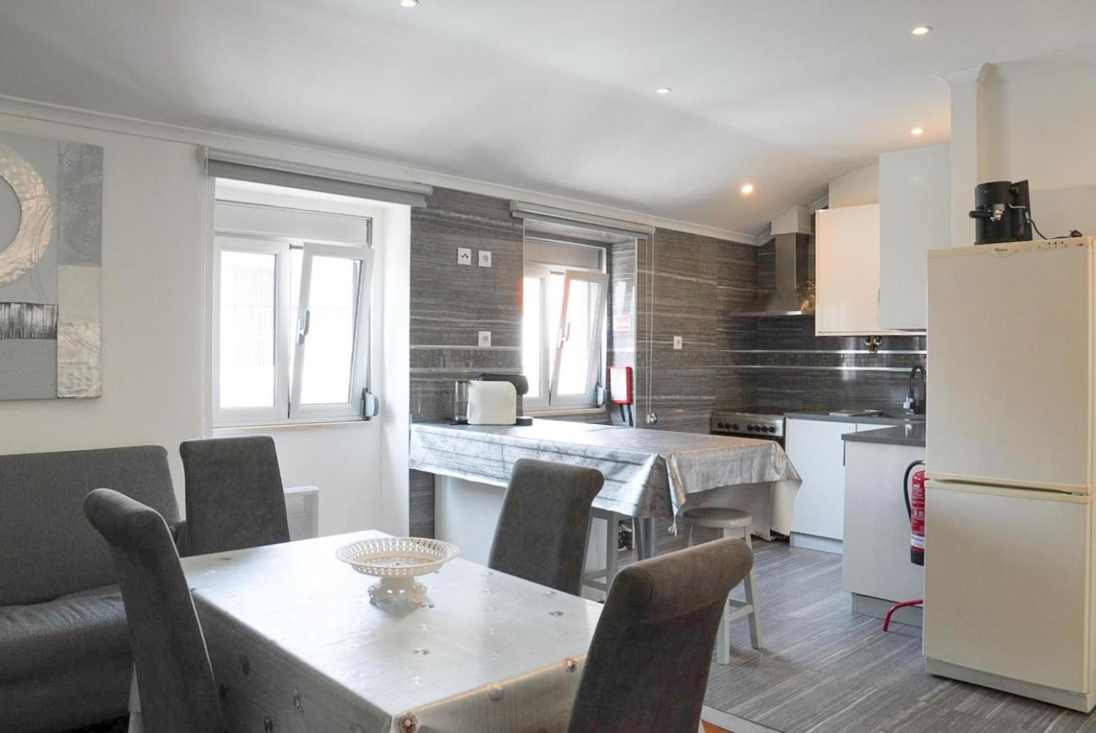 Apartment - Photo 3