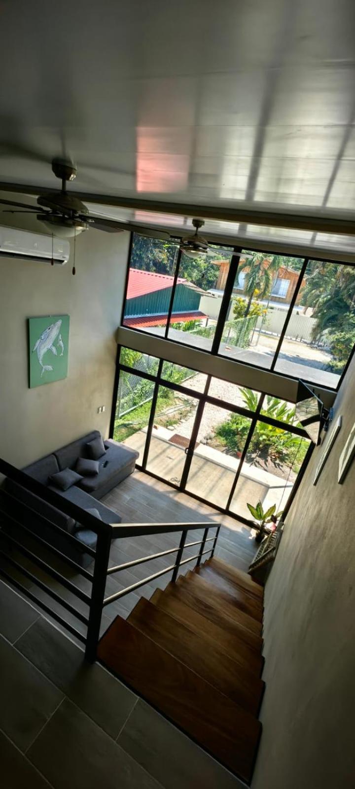 One-Bedroom House photo 1