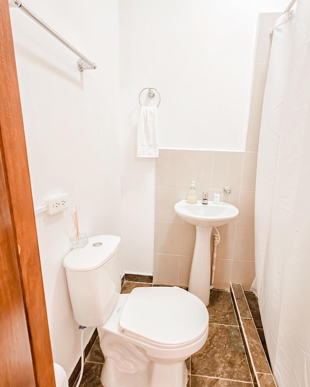 Triple Room with Private Bathroom photo 3