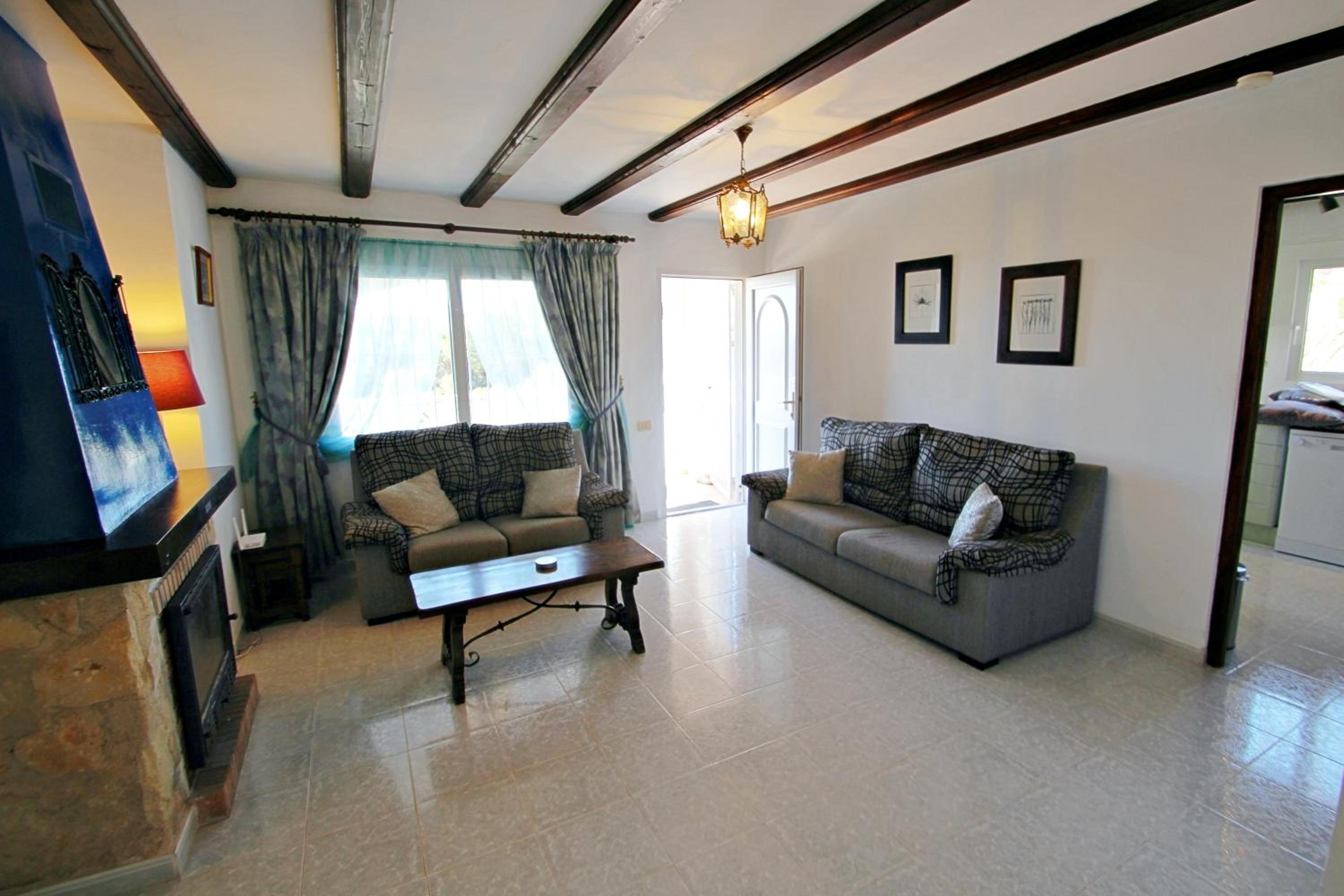Villa de Tres Habitaciones