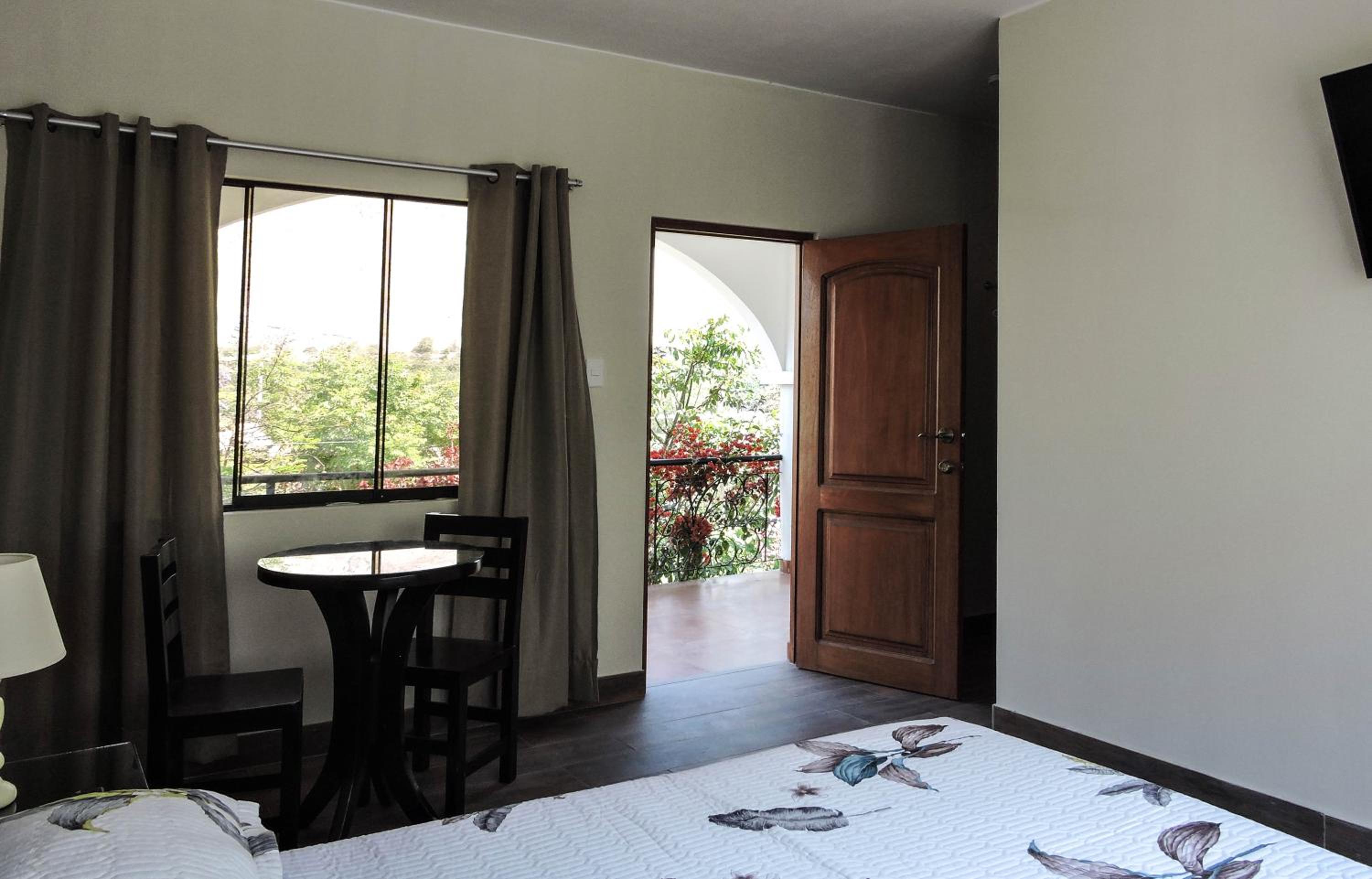 Double Room with Pool View photo 2