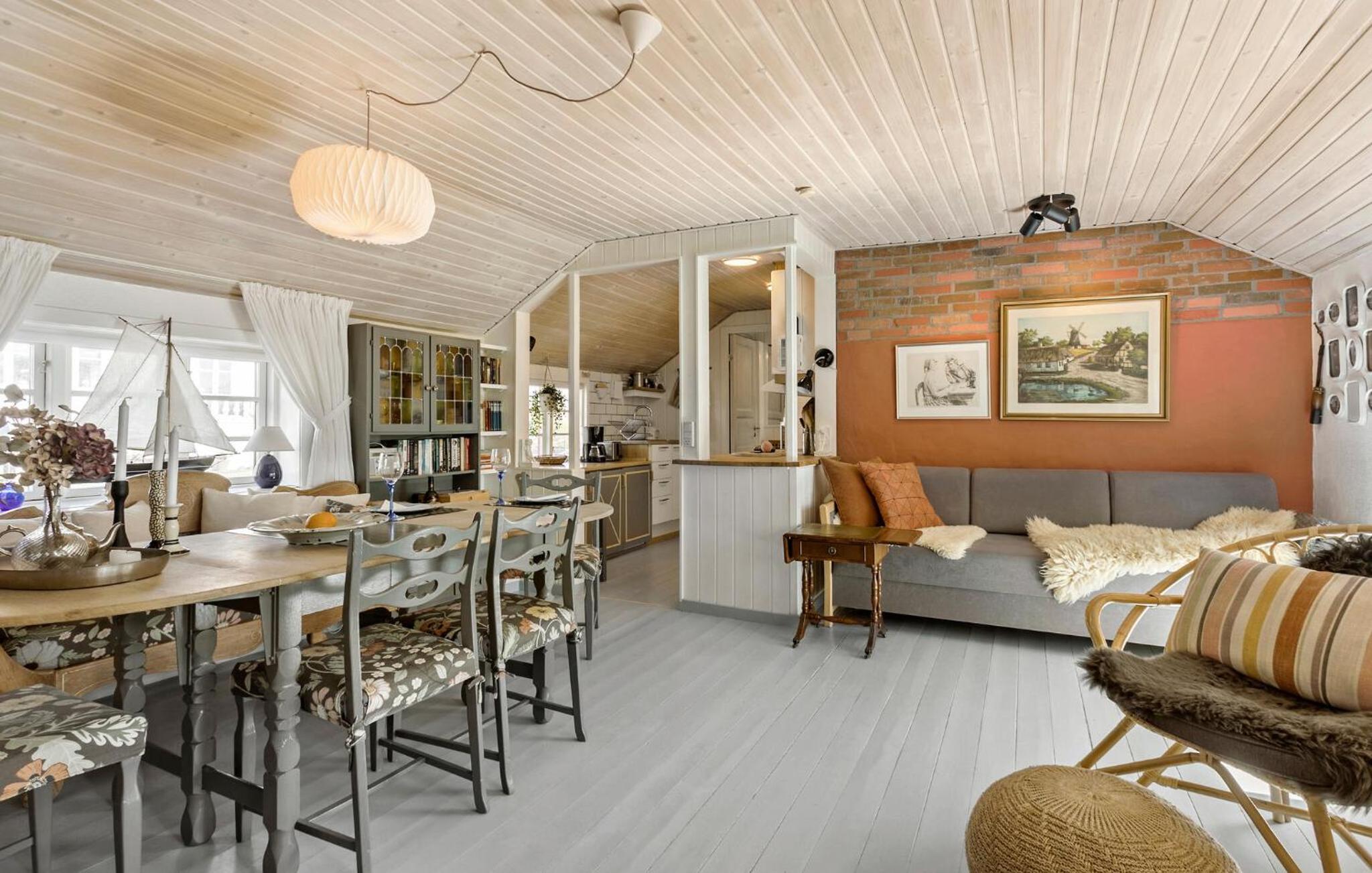 Three-Bedroom Holiday Home  photo 1