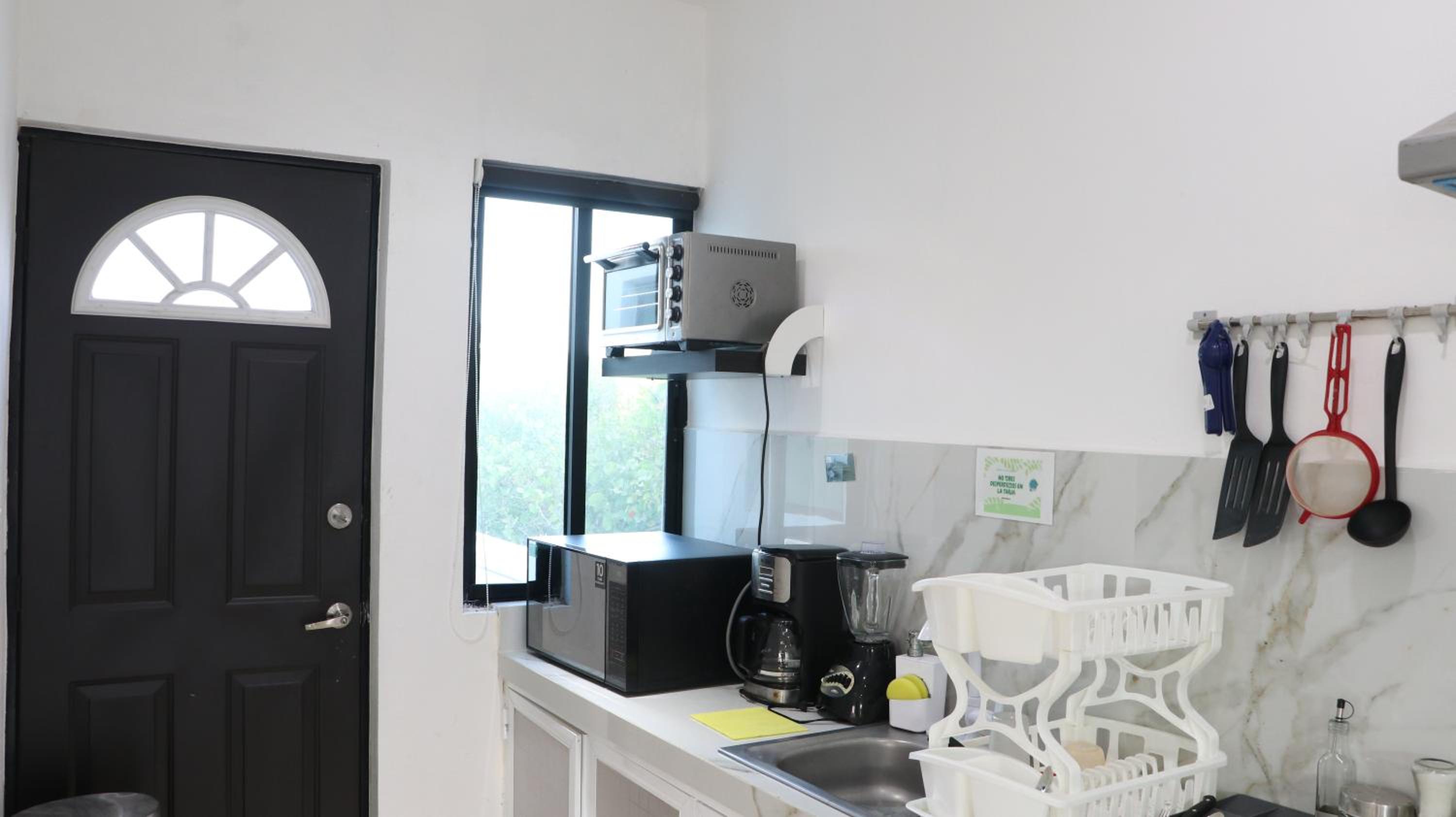 One-Bedroom Apartment - Photo 19