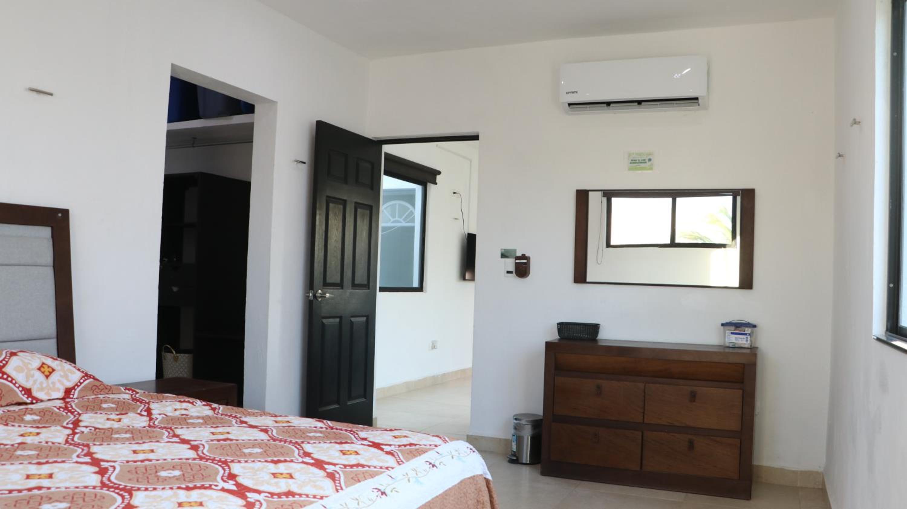 One-Bedroom Apartment - Photo 22