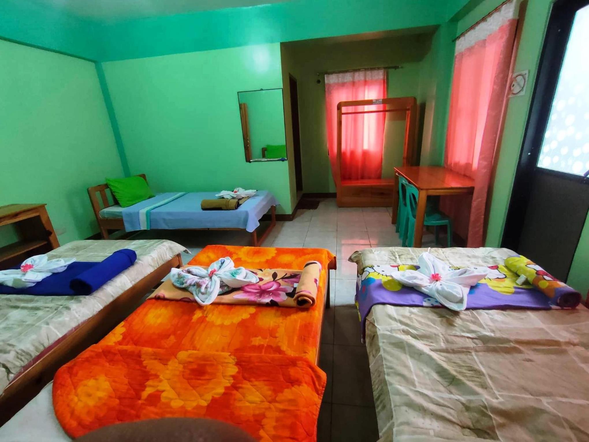 Classic Quadruple Room