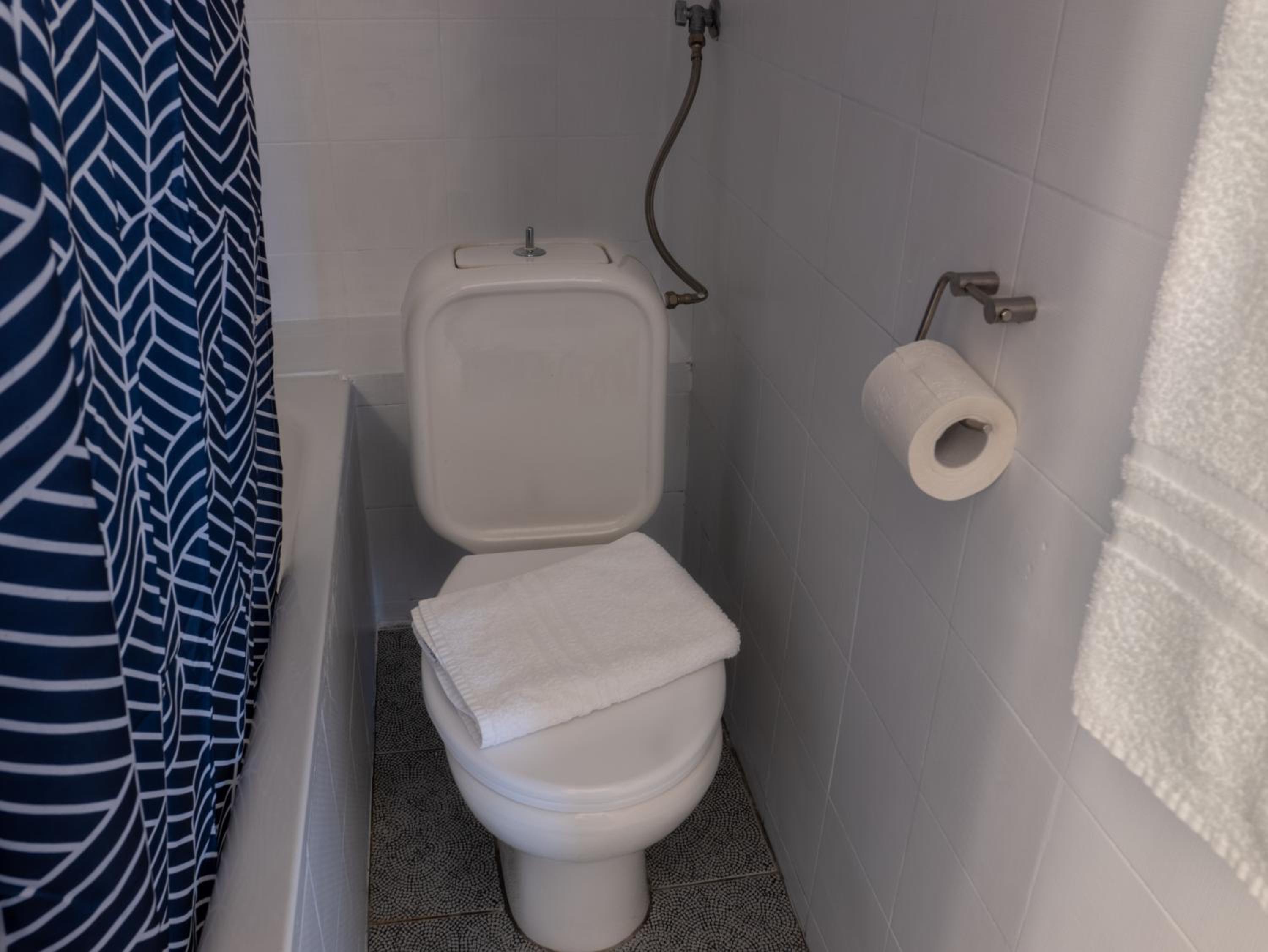 Apartment photo 2