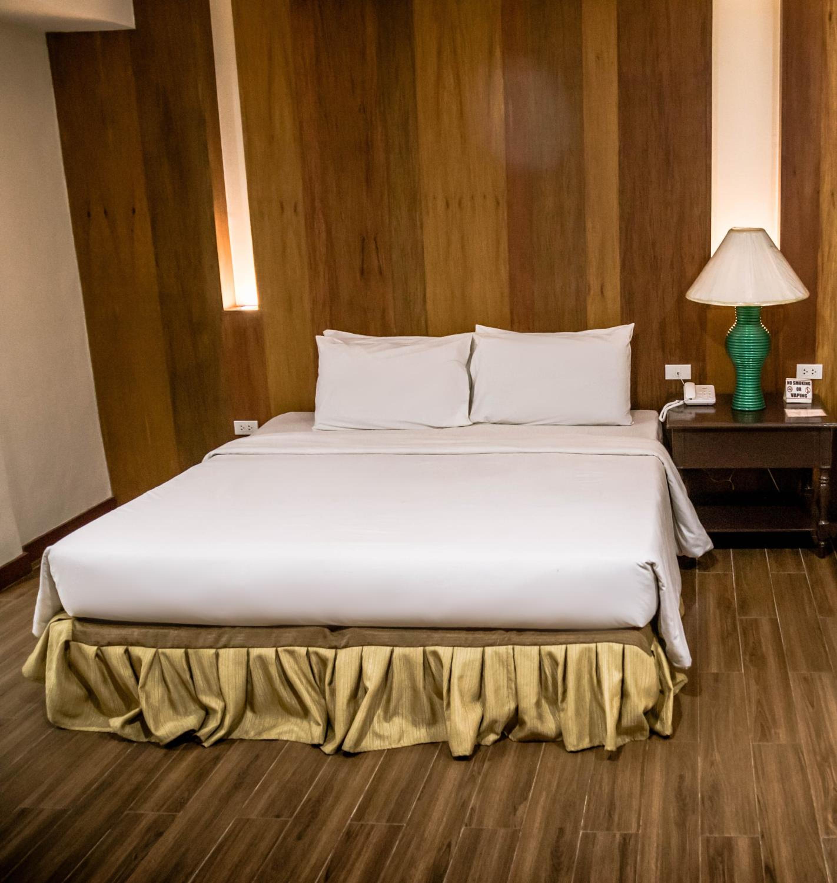 Queen Suite