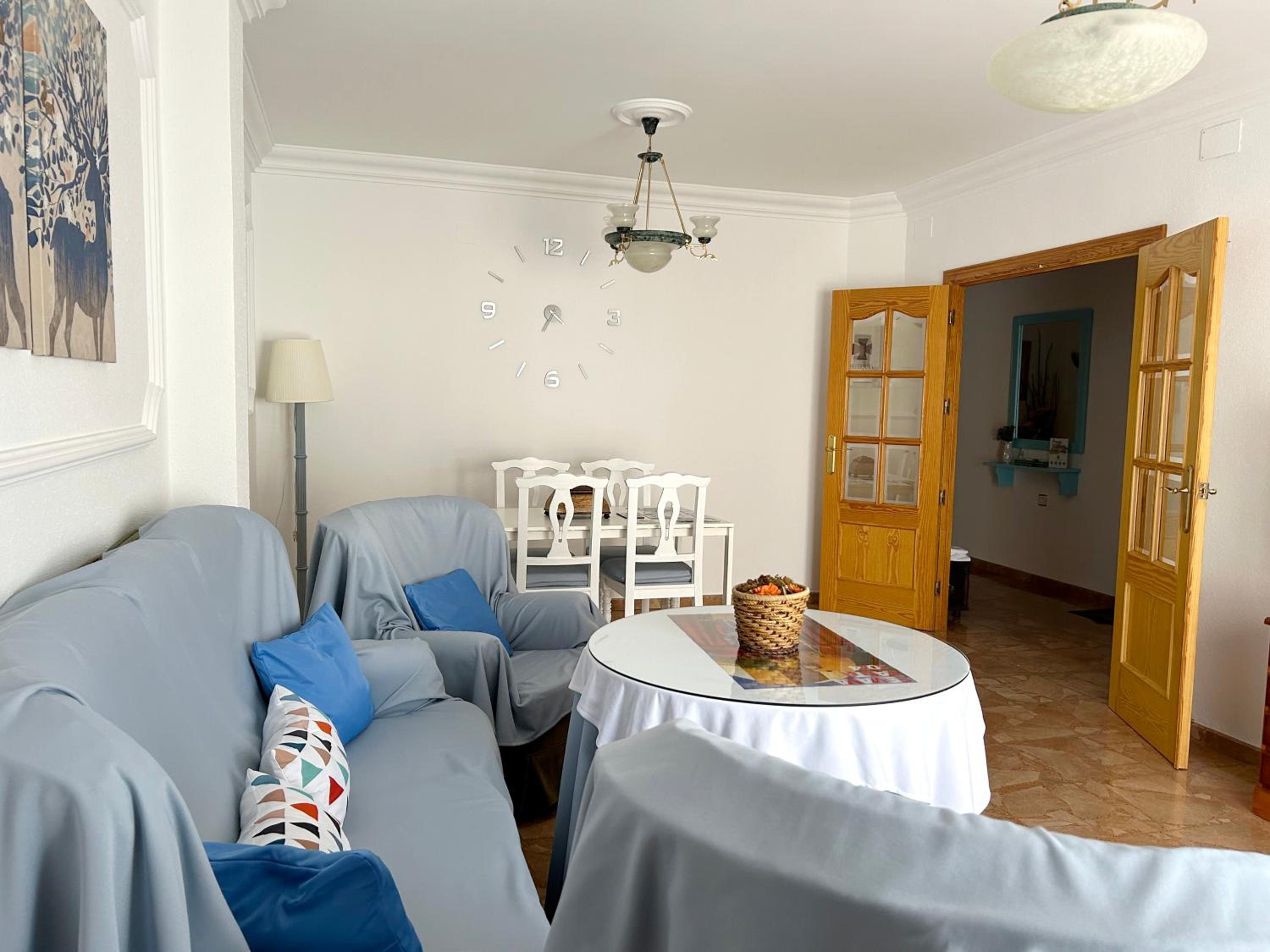 Three-Bedroom Apartment photo 3
