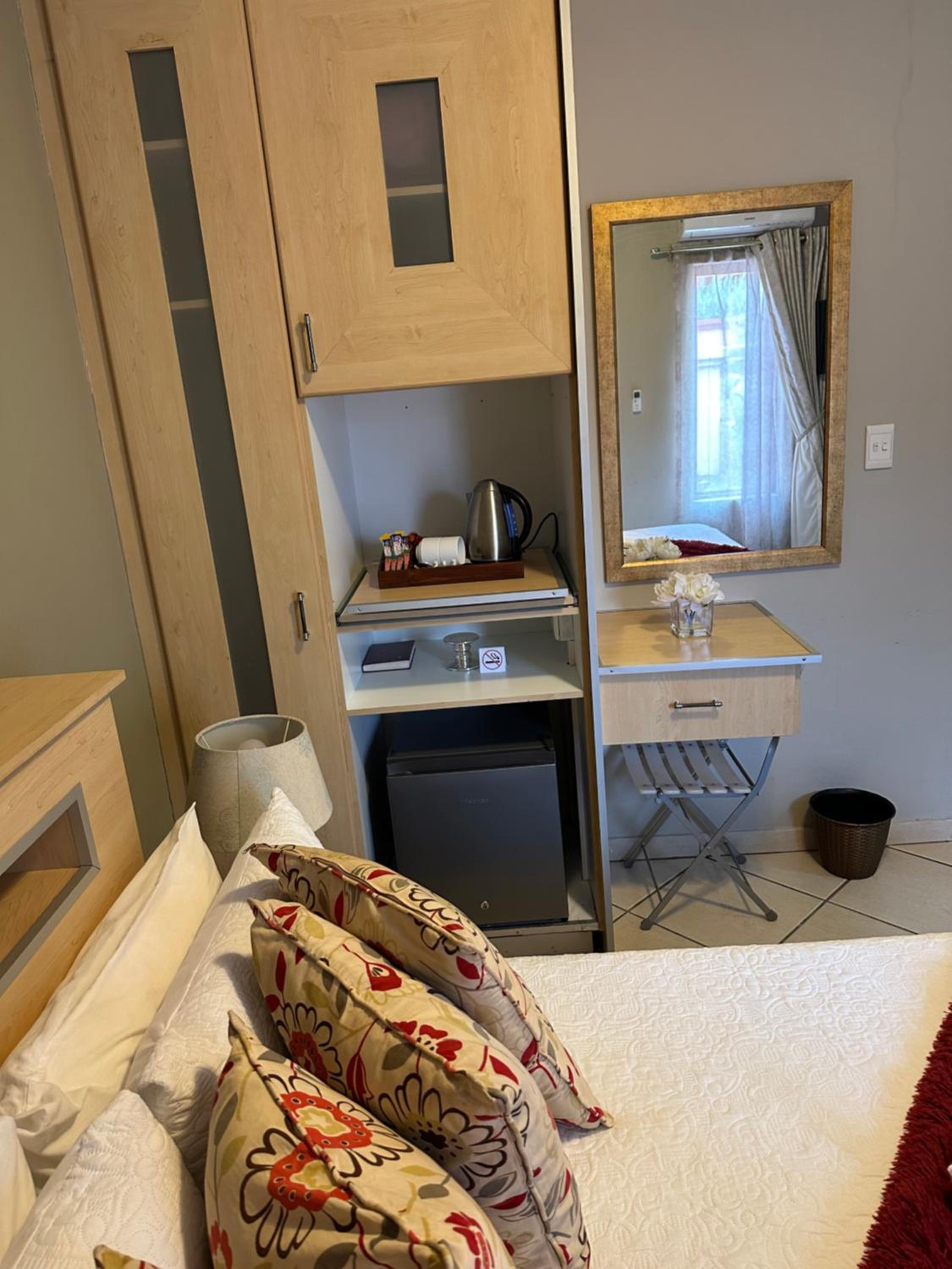 Deluxe Family Room photo 3