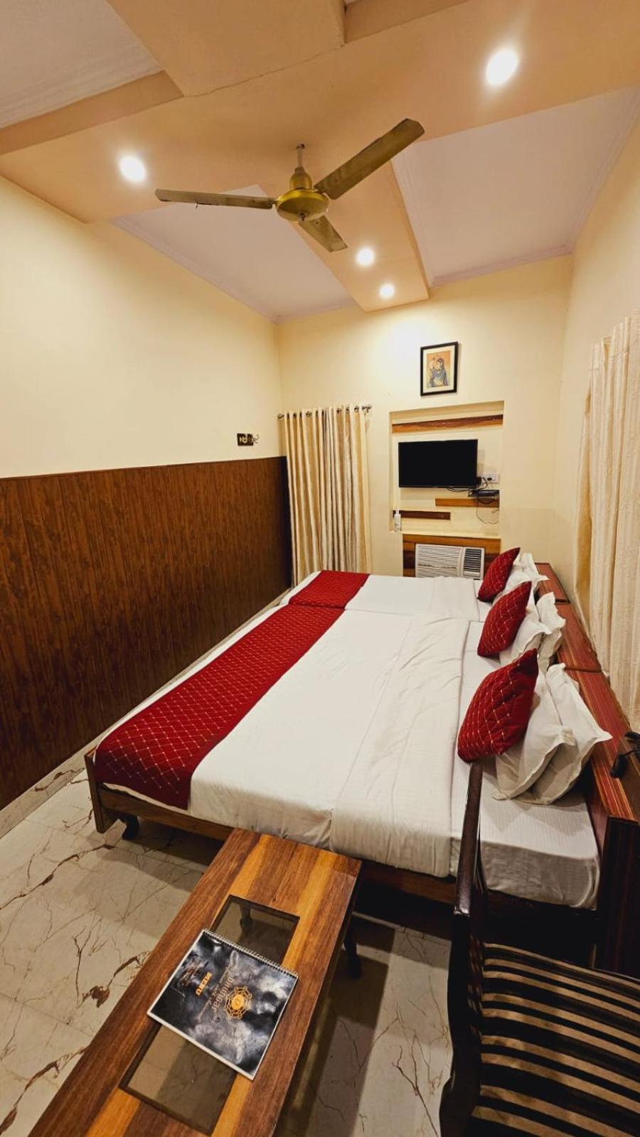 Triple Room with Balcony