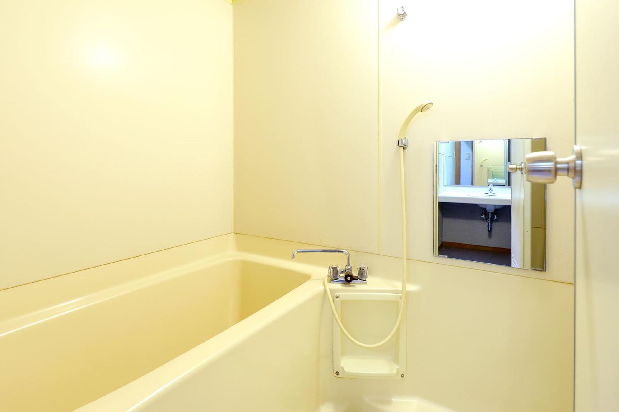Standard Japanese-Style-Room with 10+4.5 Tatami mats - Indoor Bath - Non-Smoking - Photo 5