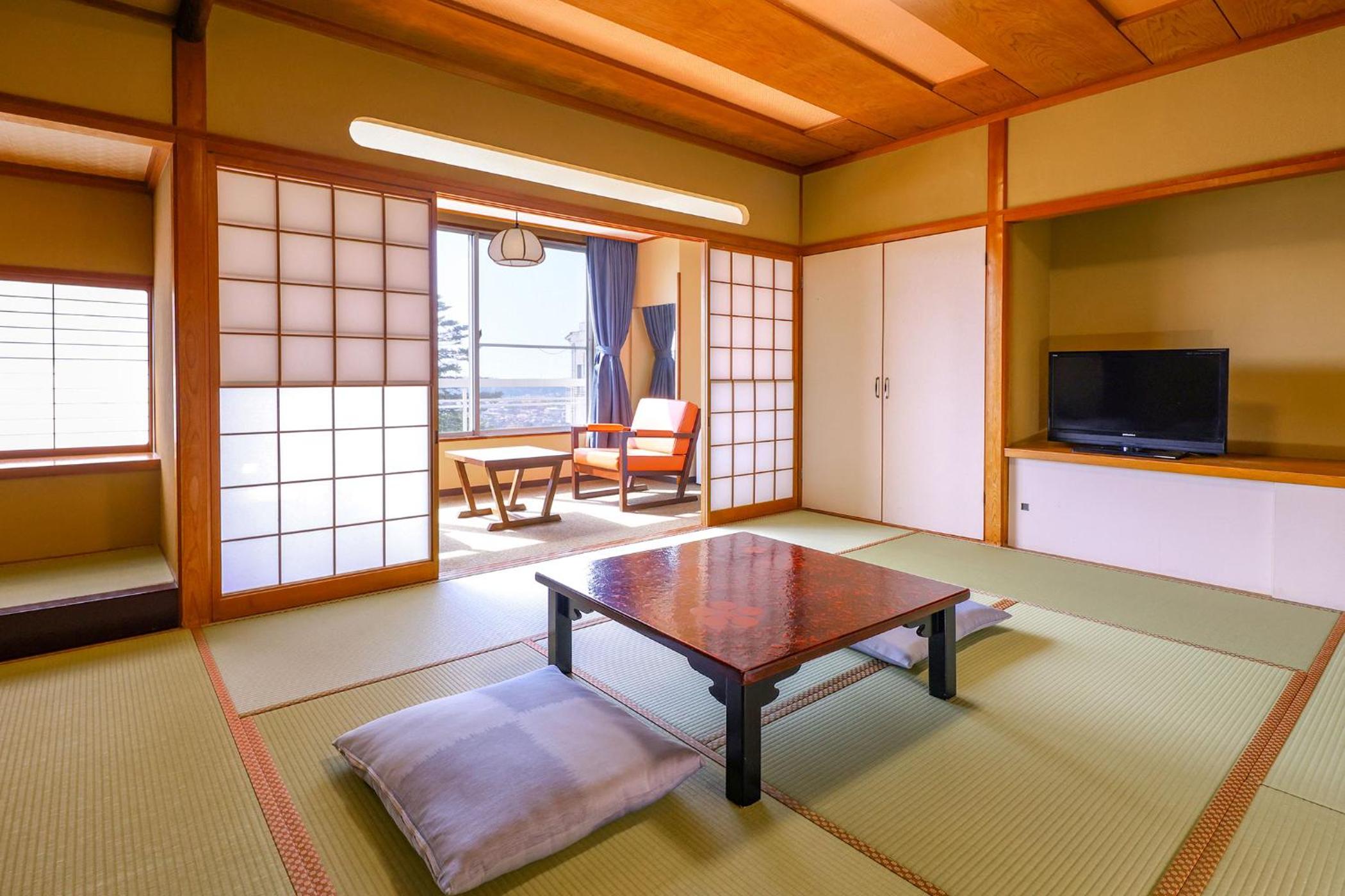 Standard Japanese-Style-Room with 10 Tatami mats - Shared Bathroom - Non-Smoking - Photo 3