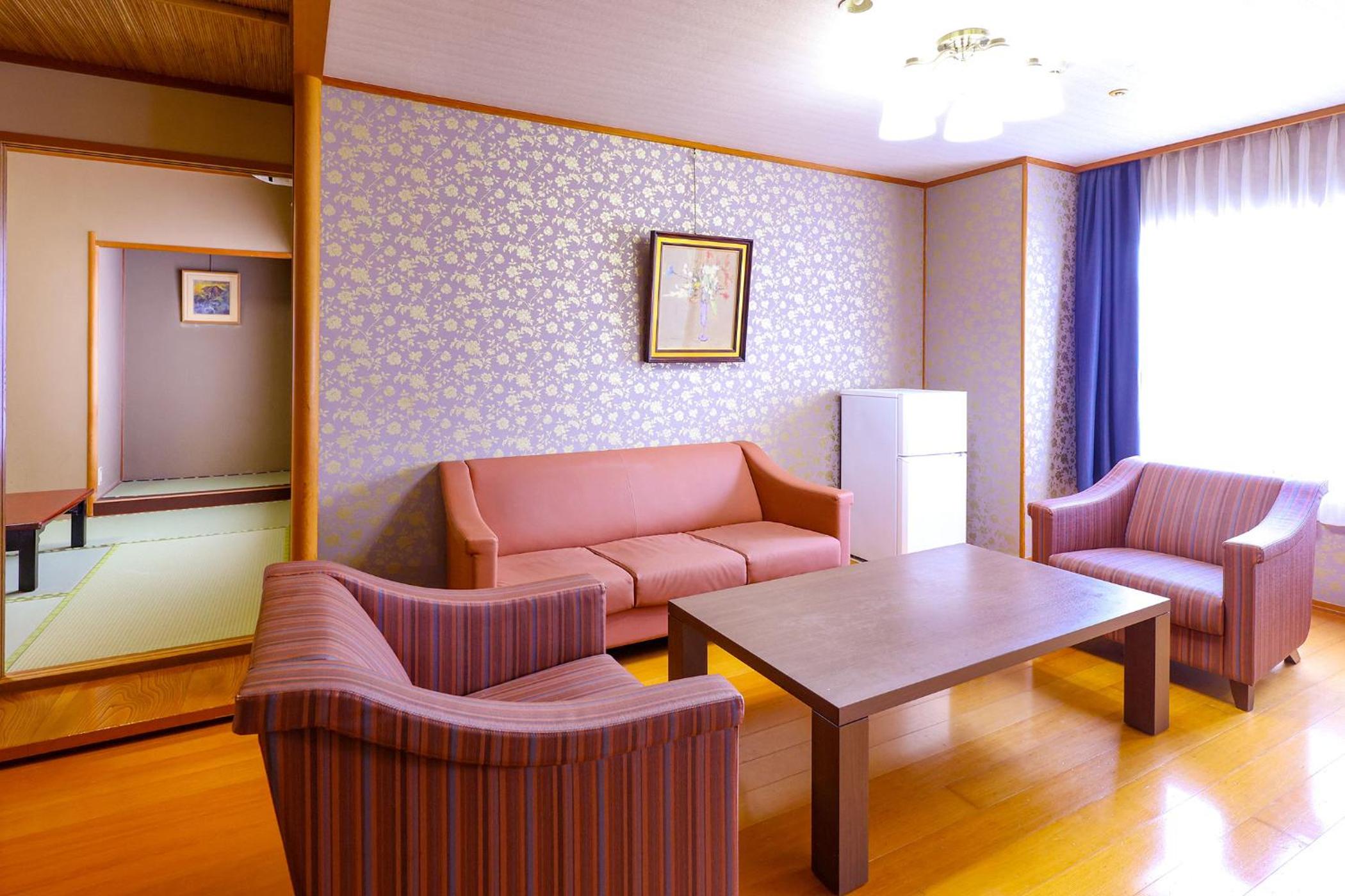 Suite Japanese-Style-Room with 15+4.5 Tatami mats - Indoor Bath - Non-Smoking - Photo 7