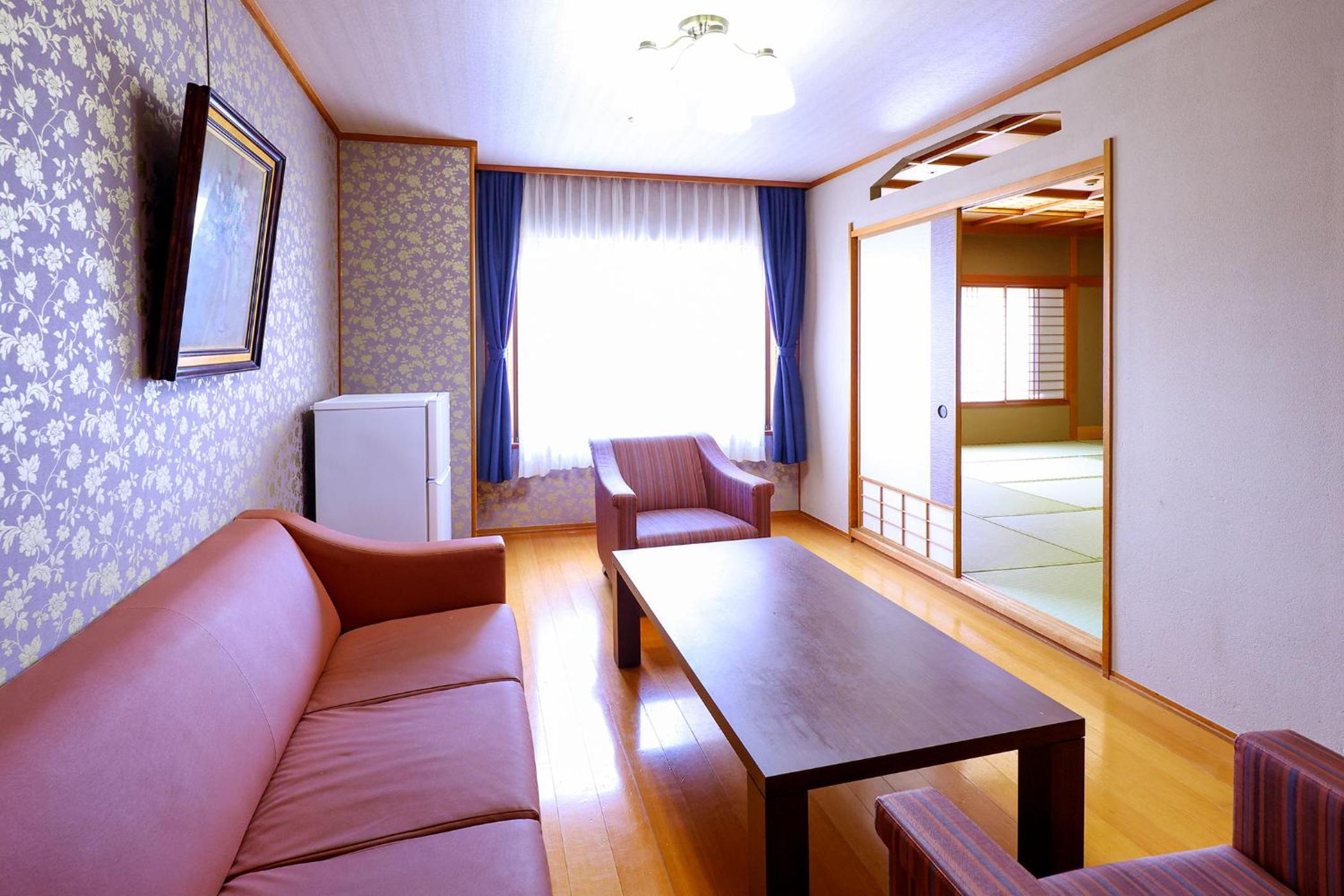 Suite Japanese-Style-Room with 15+4.5 Tatami mats - Indoor Bath - Non-Smoking - Photo 6