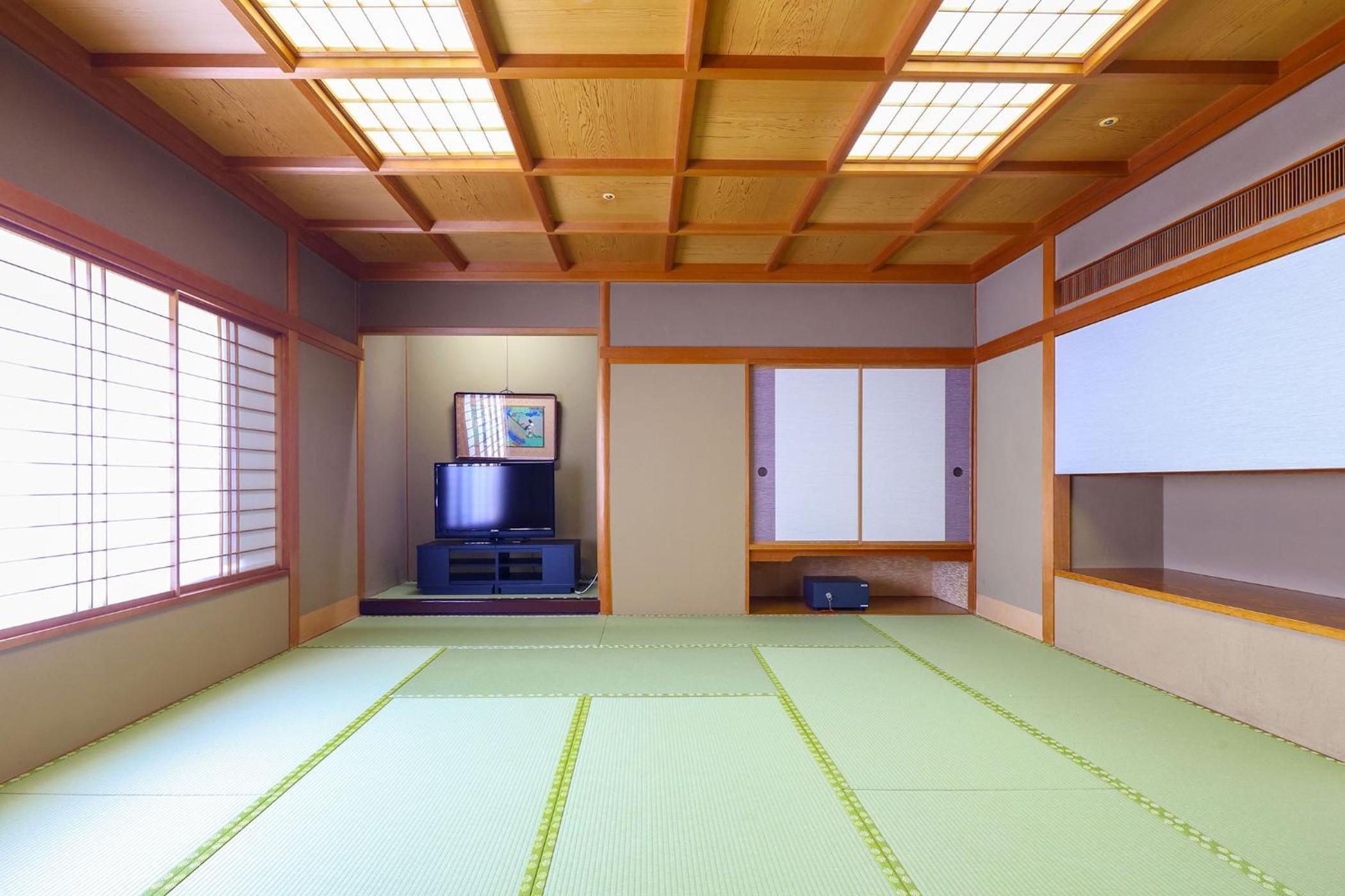 Suite Japanese-Style-Room with 15+4.5 Tatami mats - Indoor Bath - Non-Smoking - Photo 4