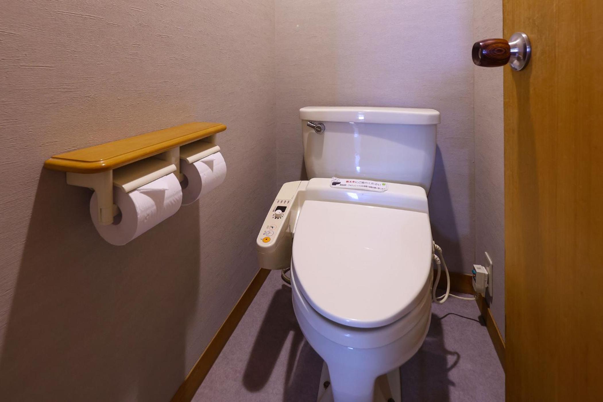 Suite Japanese-Style-Room with 15+4.5 Tatami mats - Indoor Bath - Non-Smoking - Photo 2