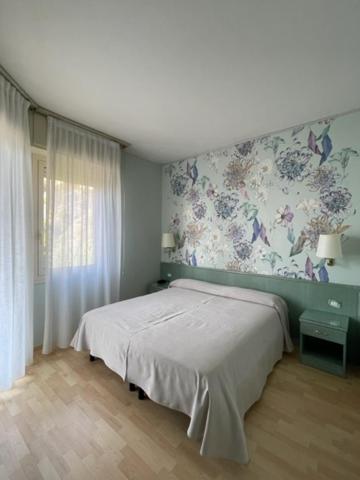 Standard Twin Room with Sea View photo 3