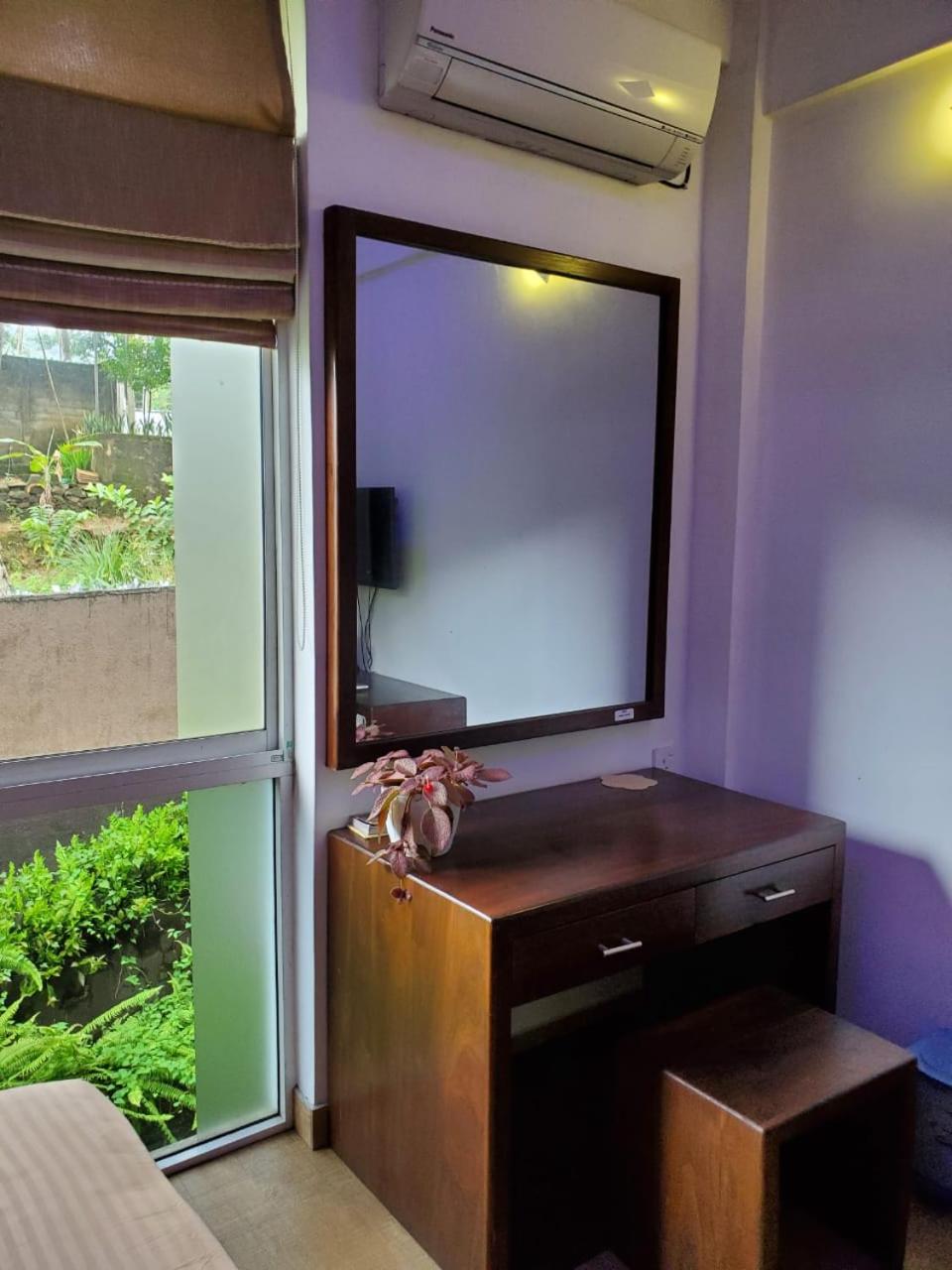 Double Room With Private Bathroom photo 2