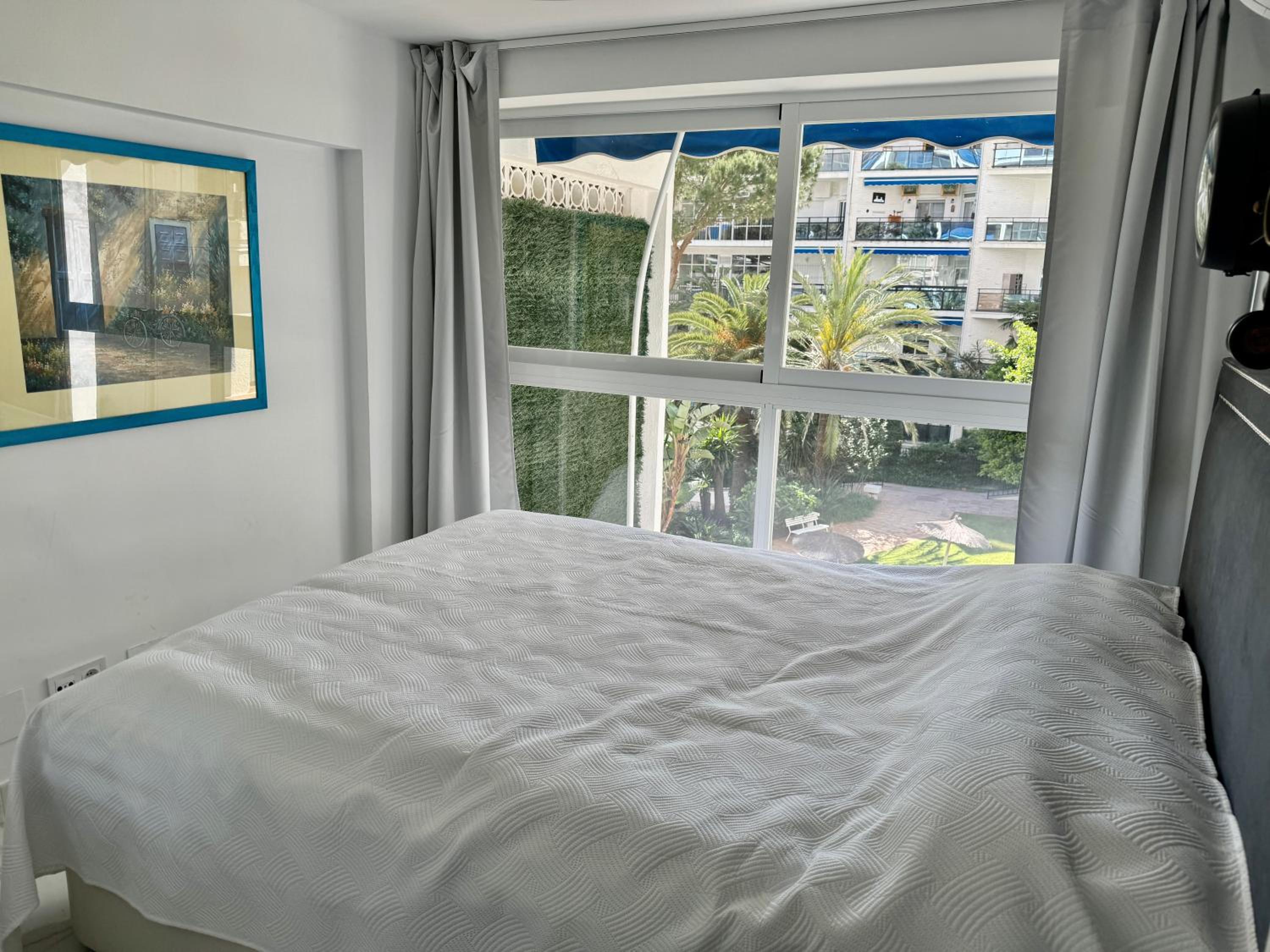 Apartamento con Vista y Balcón