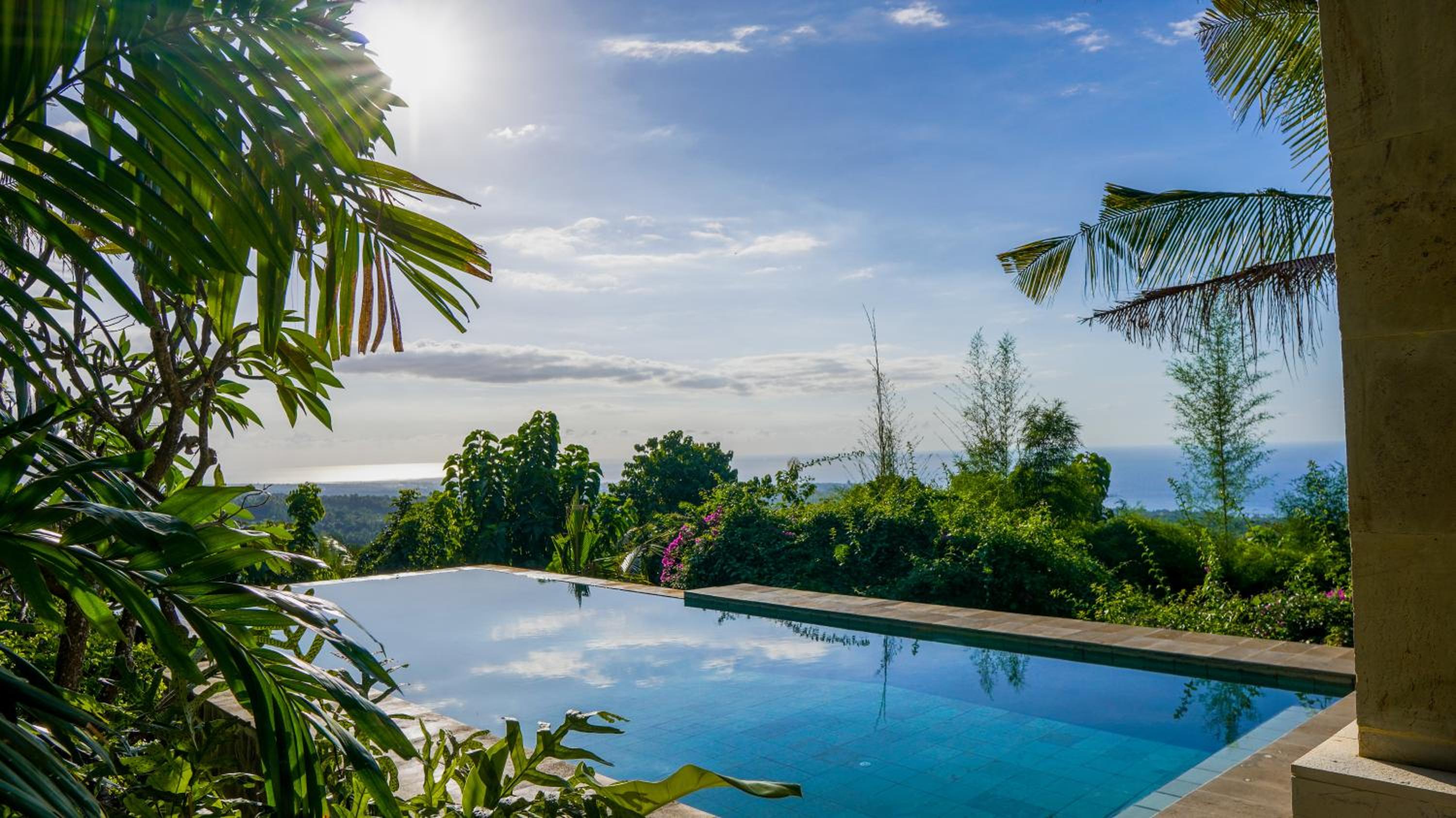 Superior 2 bedroom villa with Private Pool and Sea View photo 2