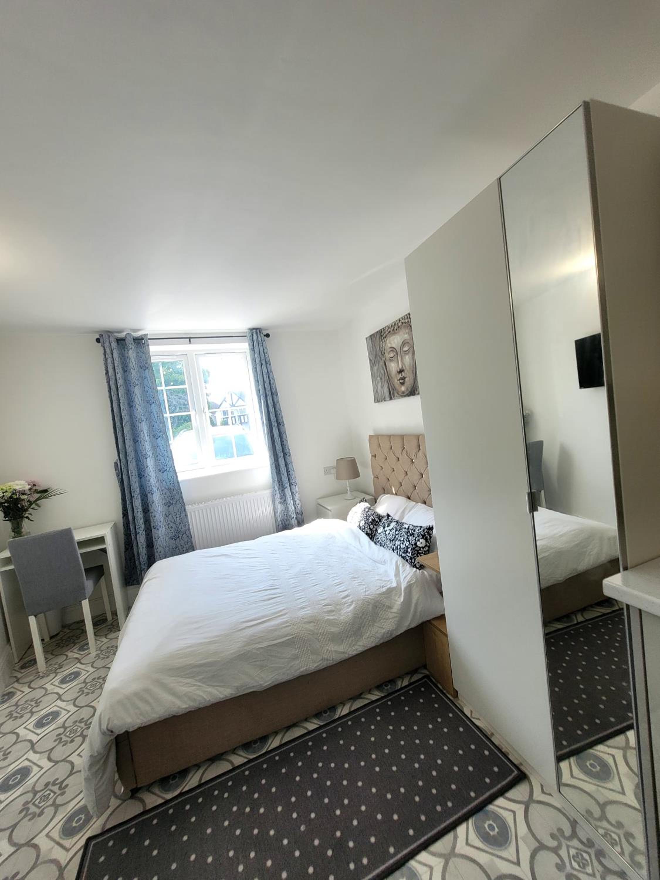 One-Bedroom House photo 1