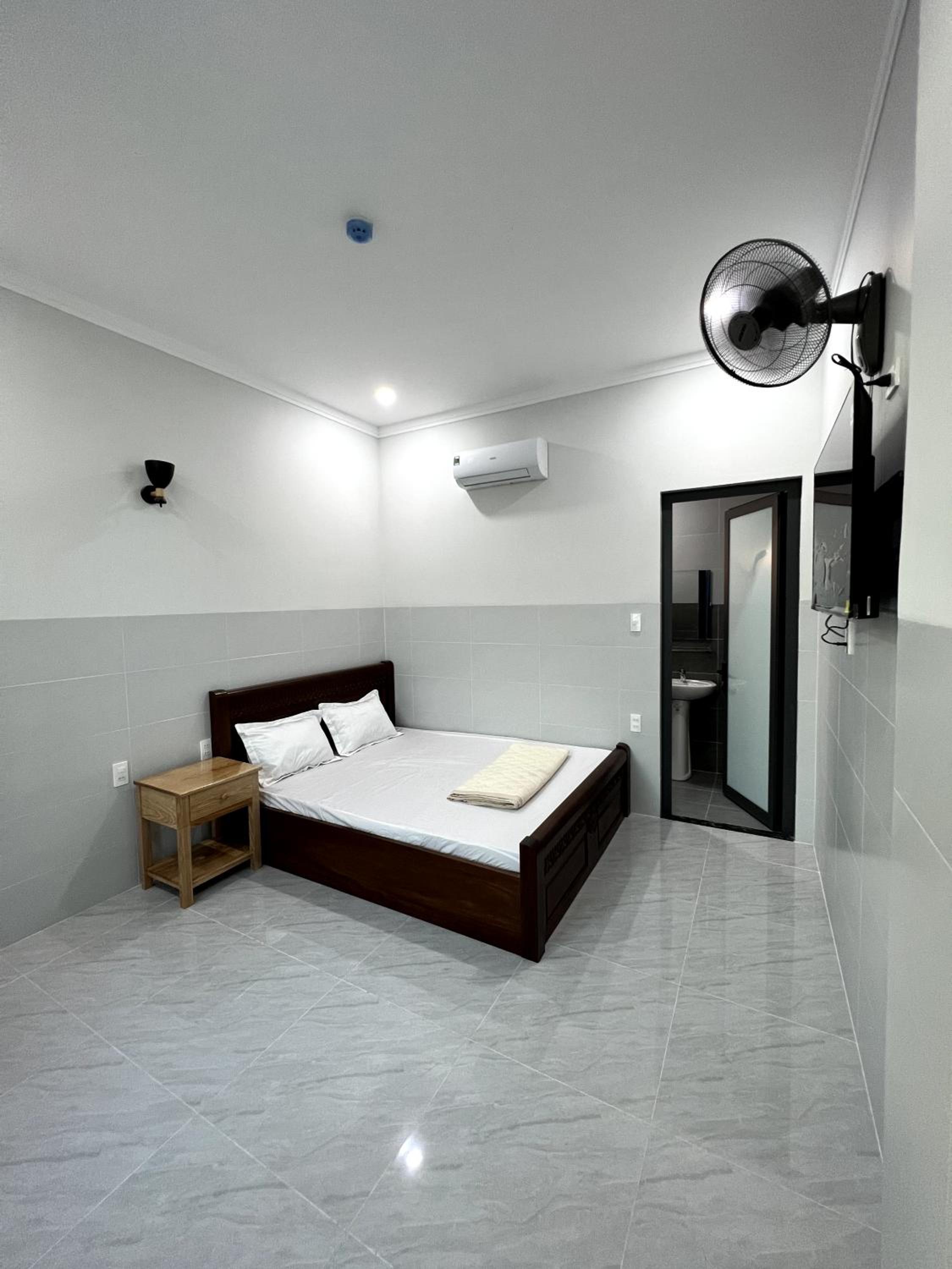 Double Room With Private Bathroom photo 3