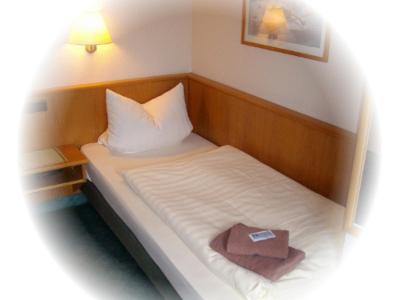 Single Room photo 1